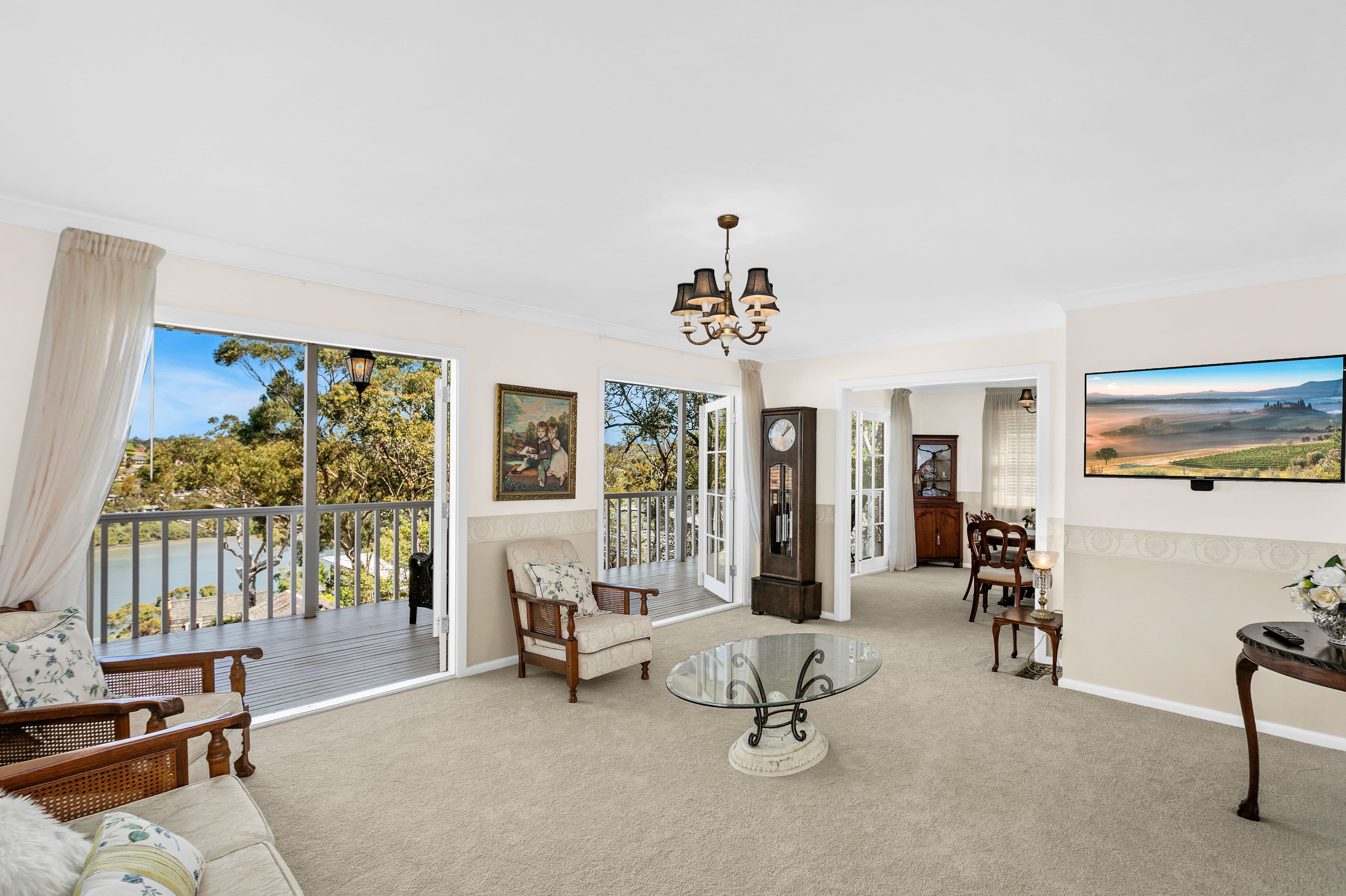 49 Woodlands Avenue, Lugarno NSW 2210, Lugarno - Thumbnail 7