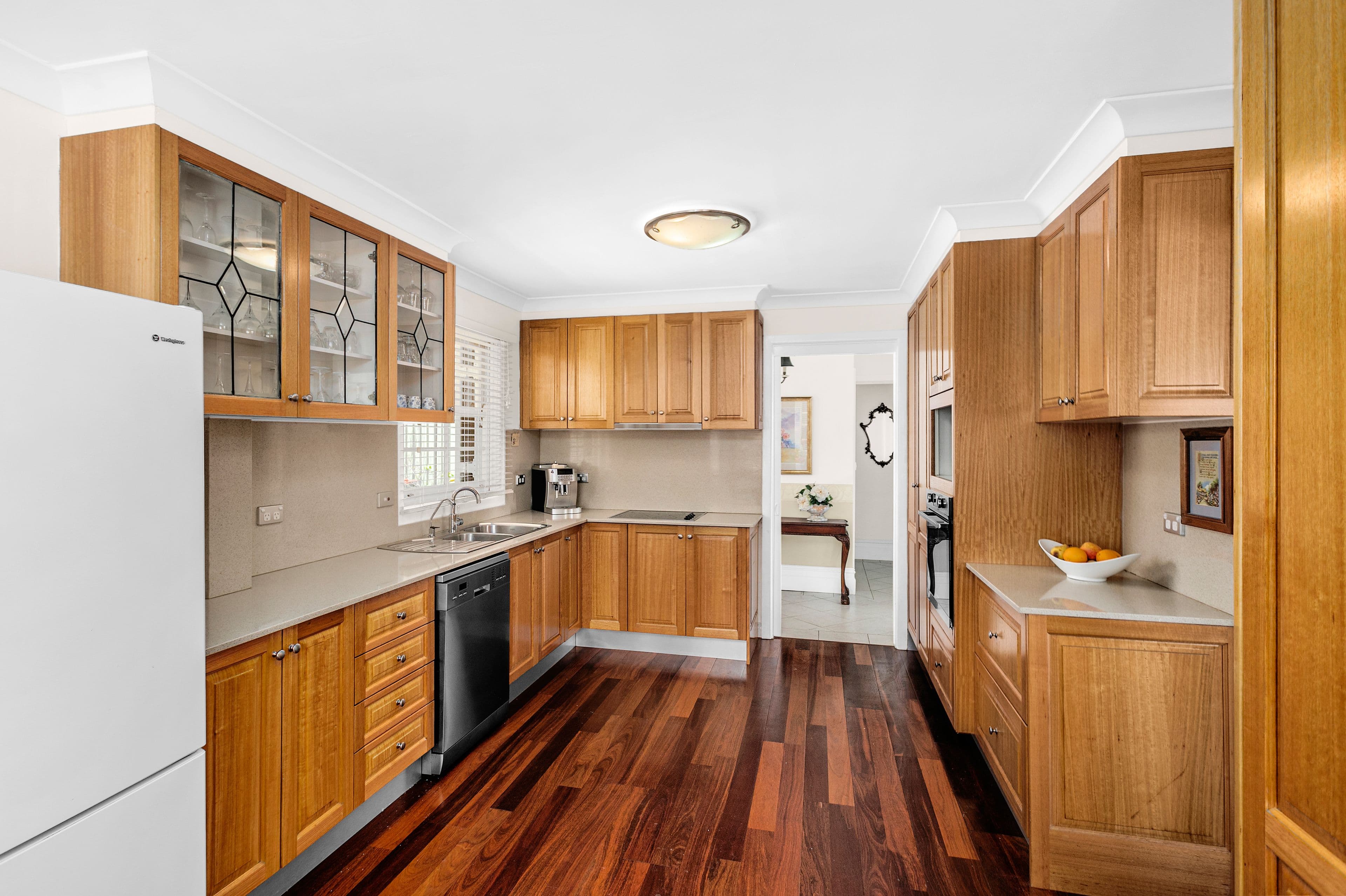 49 Woodlands Avenue, Lugarno NSW 2210, Lugarno - Thumbnail 8