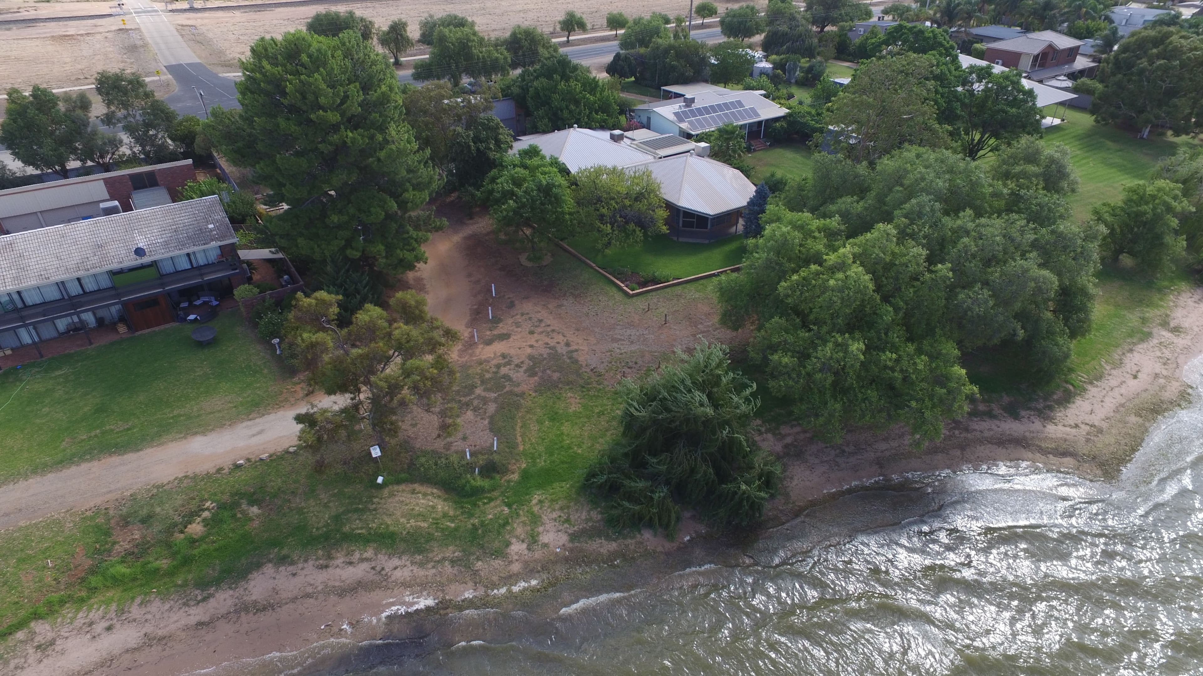 97 Murray Valley Highway, Lake Boga VIC 3584, Lake Boga - Thumbnail 2