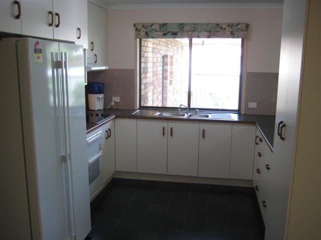 41 O'Malley Street, GLADSTONE QLD 4680, West Gladstone - Thumbnail 3
