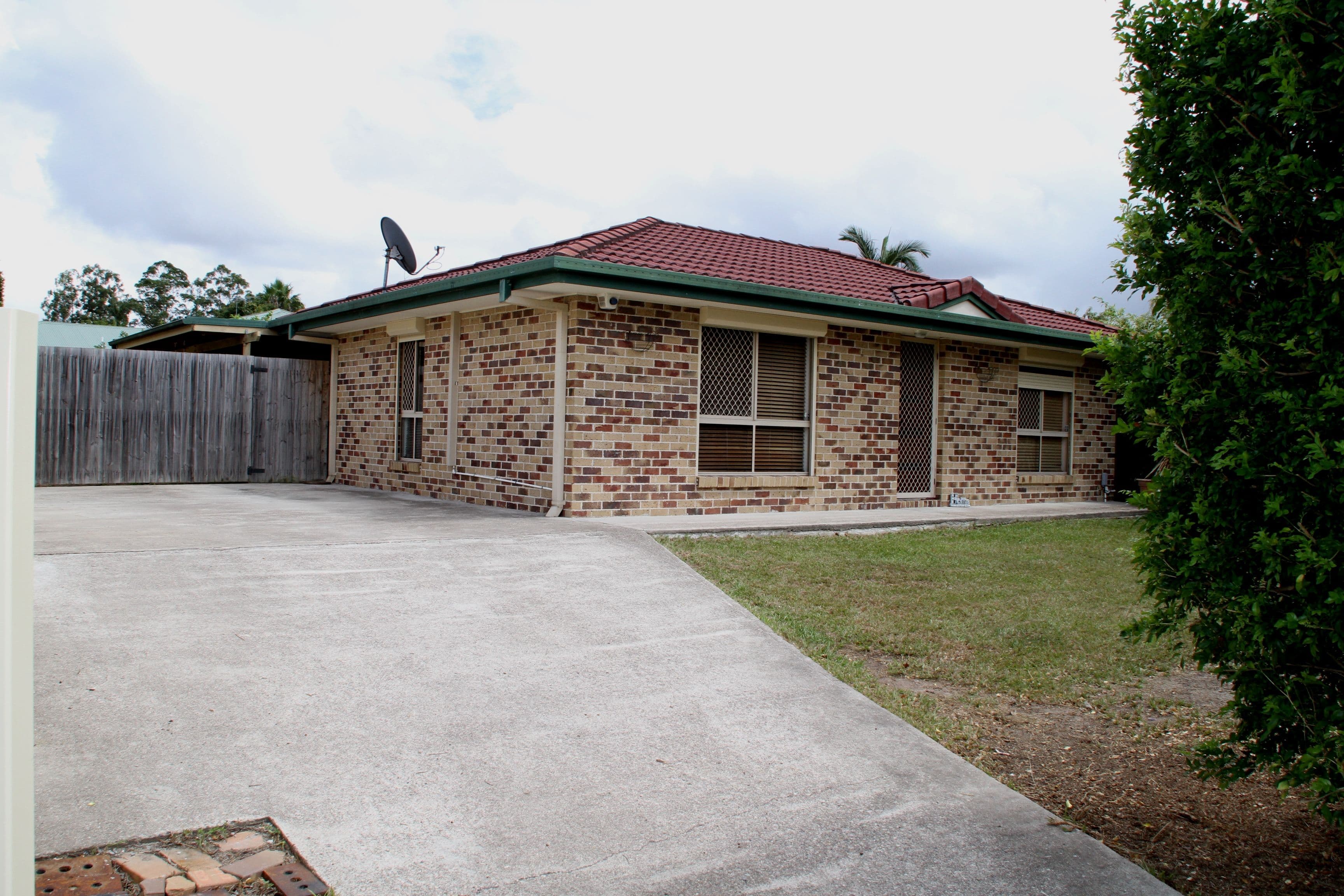 33 Wallace Street, Crestmead QLD 4132, Crestmead - Image 1