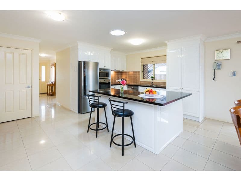 135 Morialta Street, Mansfield QLD 4122, Mansfield - Thumbnail 6