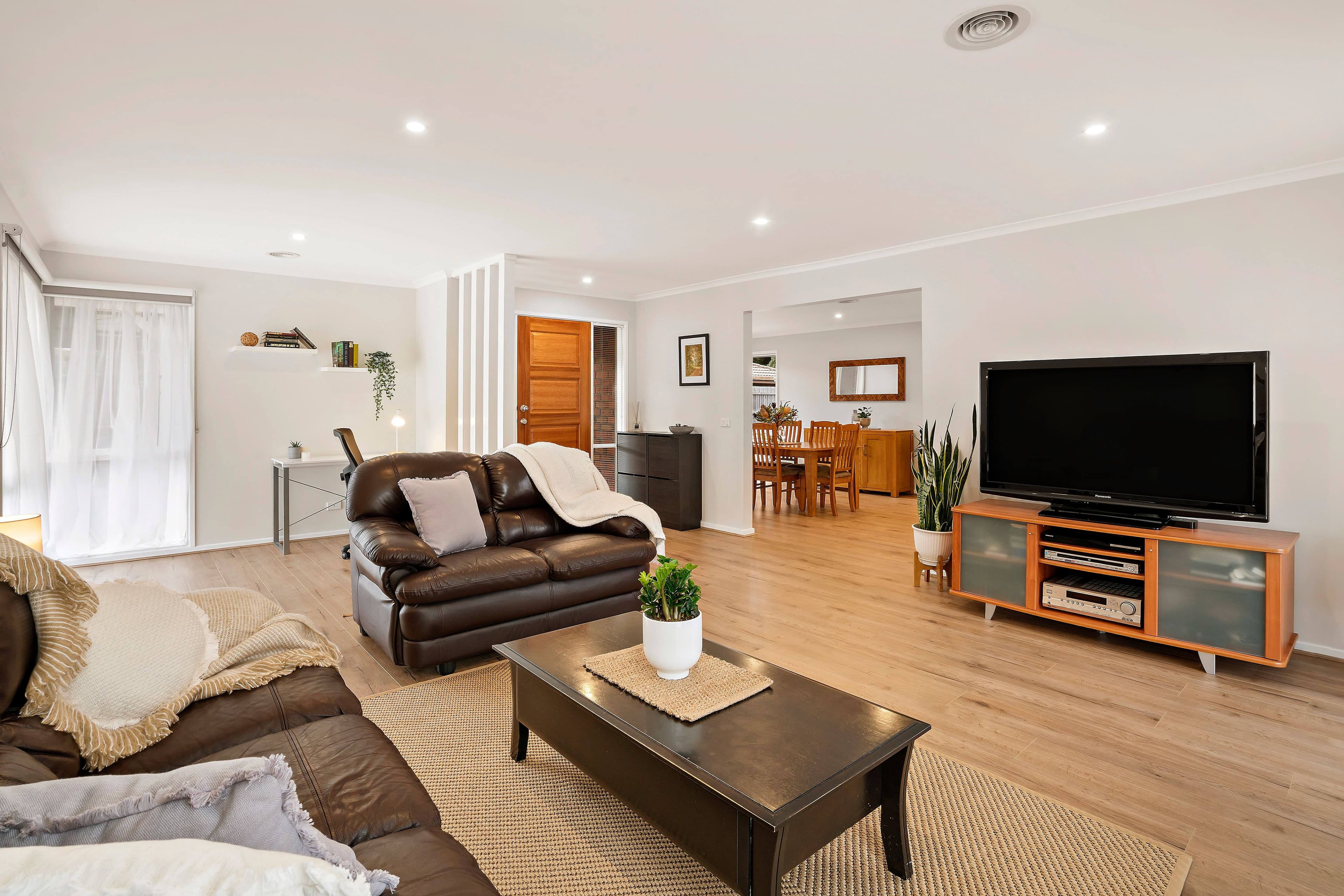 20 Rangeview Drive, Skye VIC 3977, Skye - Thumbnail 2