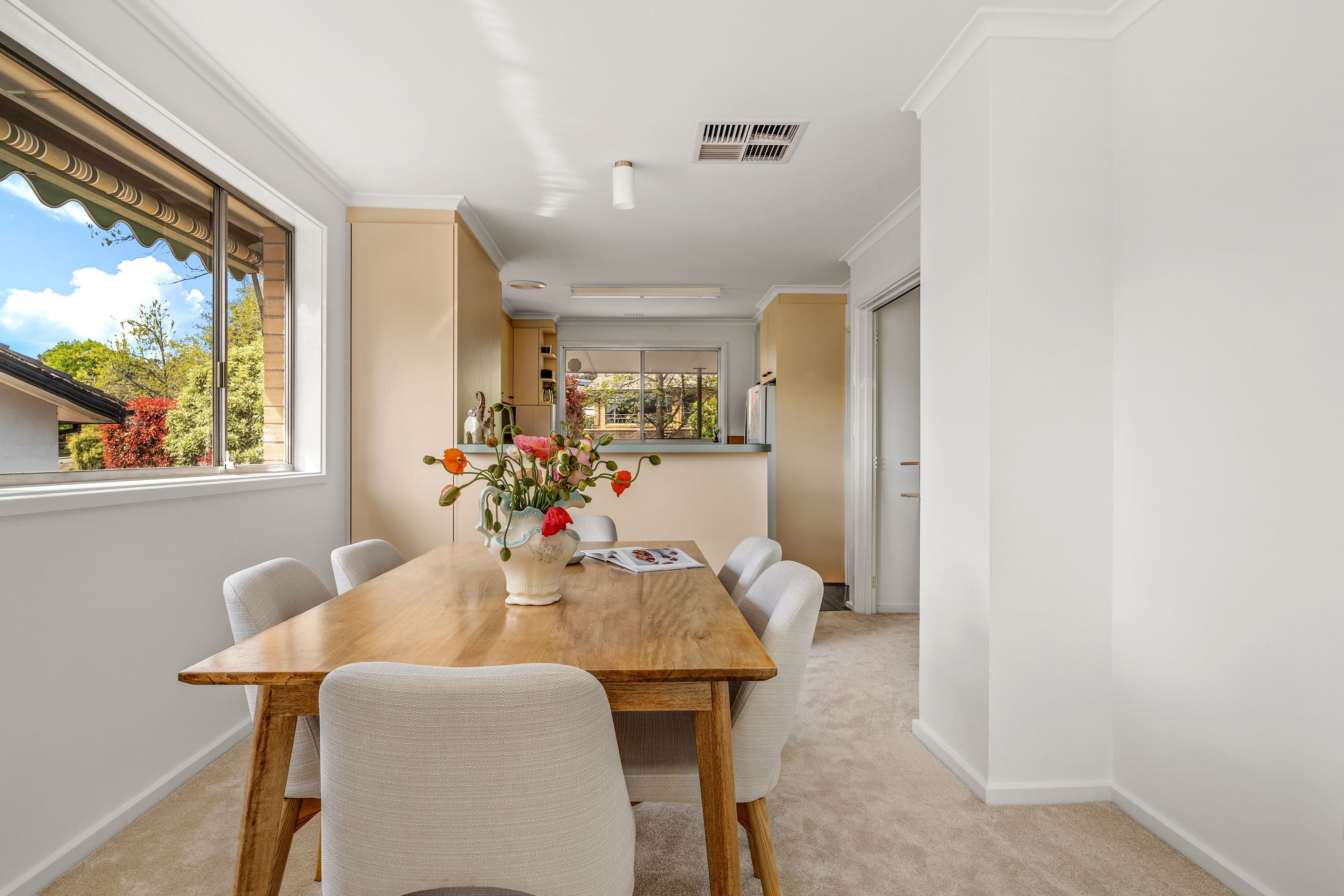 6 Quamby Place, Lyons ACT 2606, Lyons - Thumbnail 4