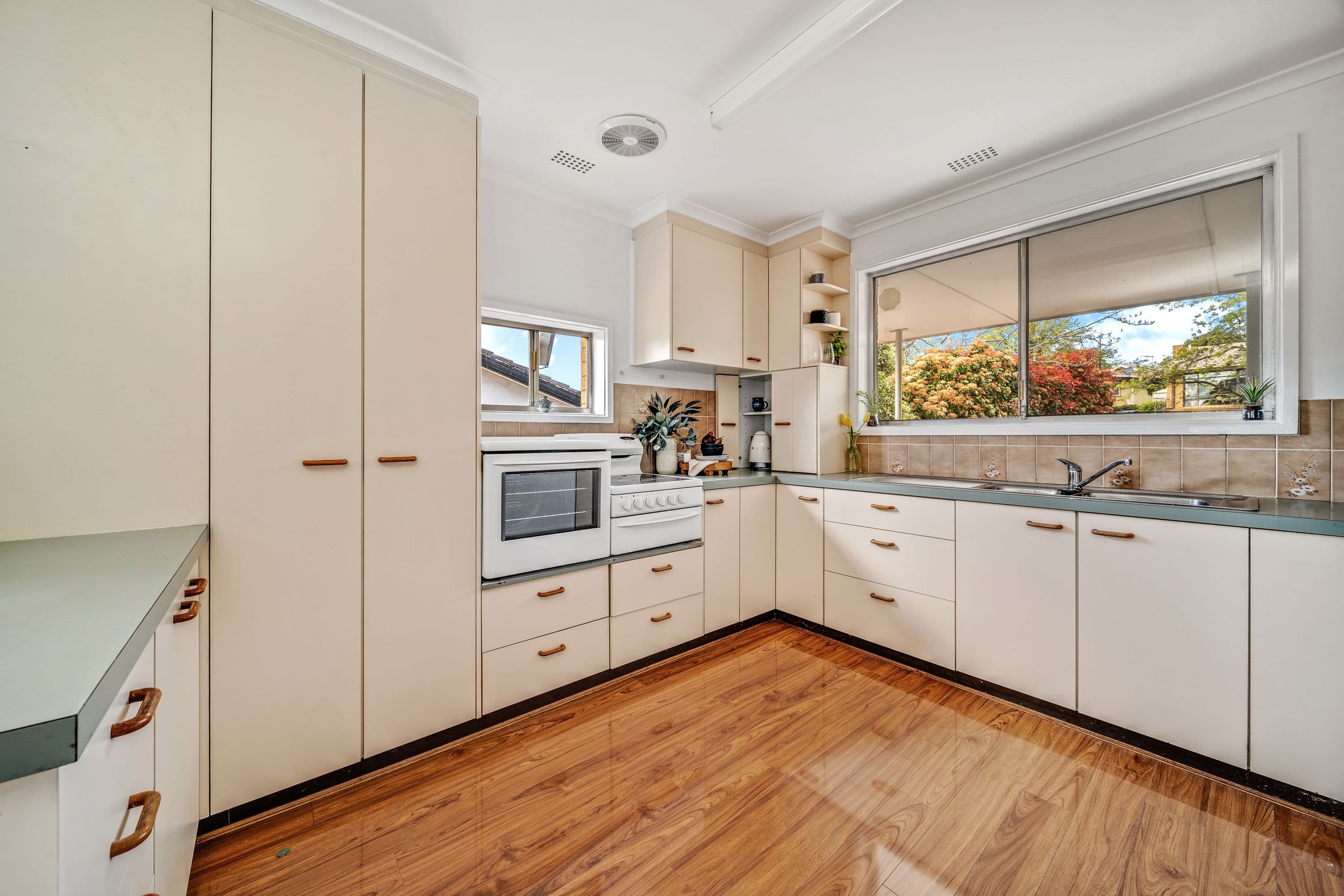 6 Quamby Place, Lyons ACT 2606, Lyons - Thumbnail 5