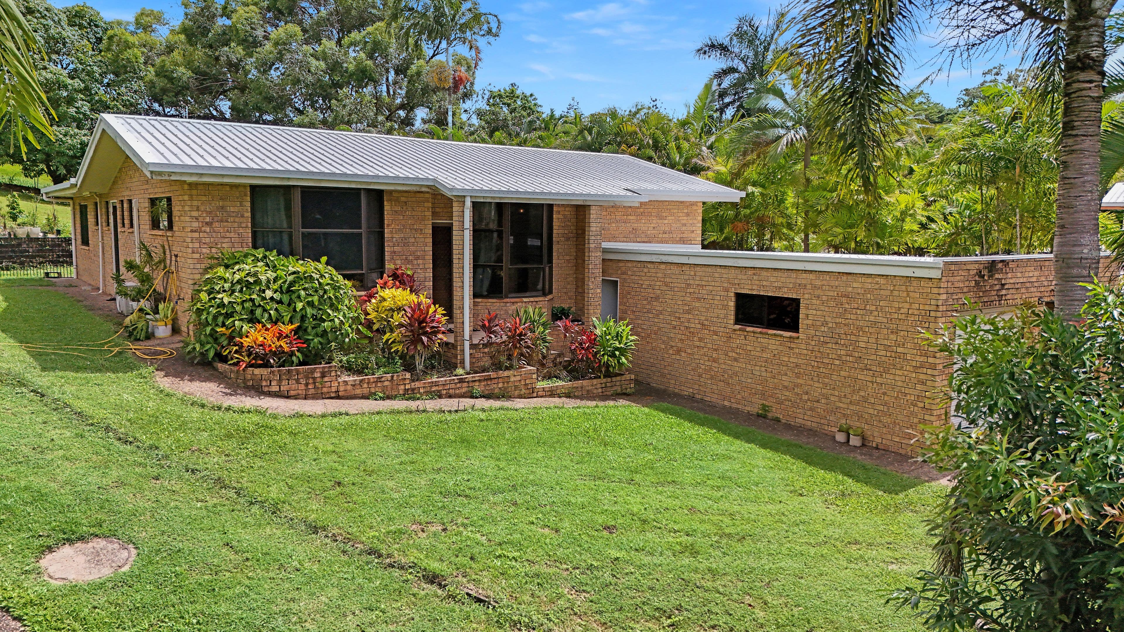 18 Elva Court, Glenella QLD 4740, Glenella - Image 1