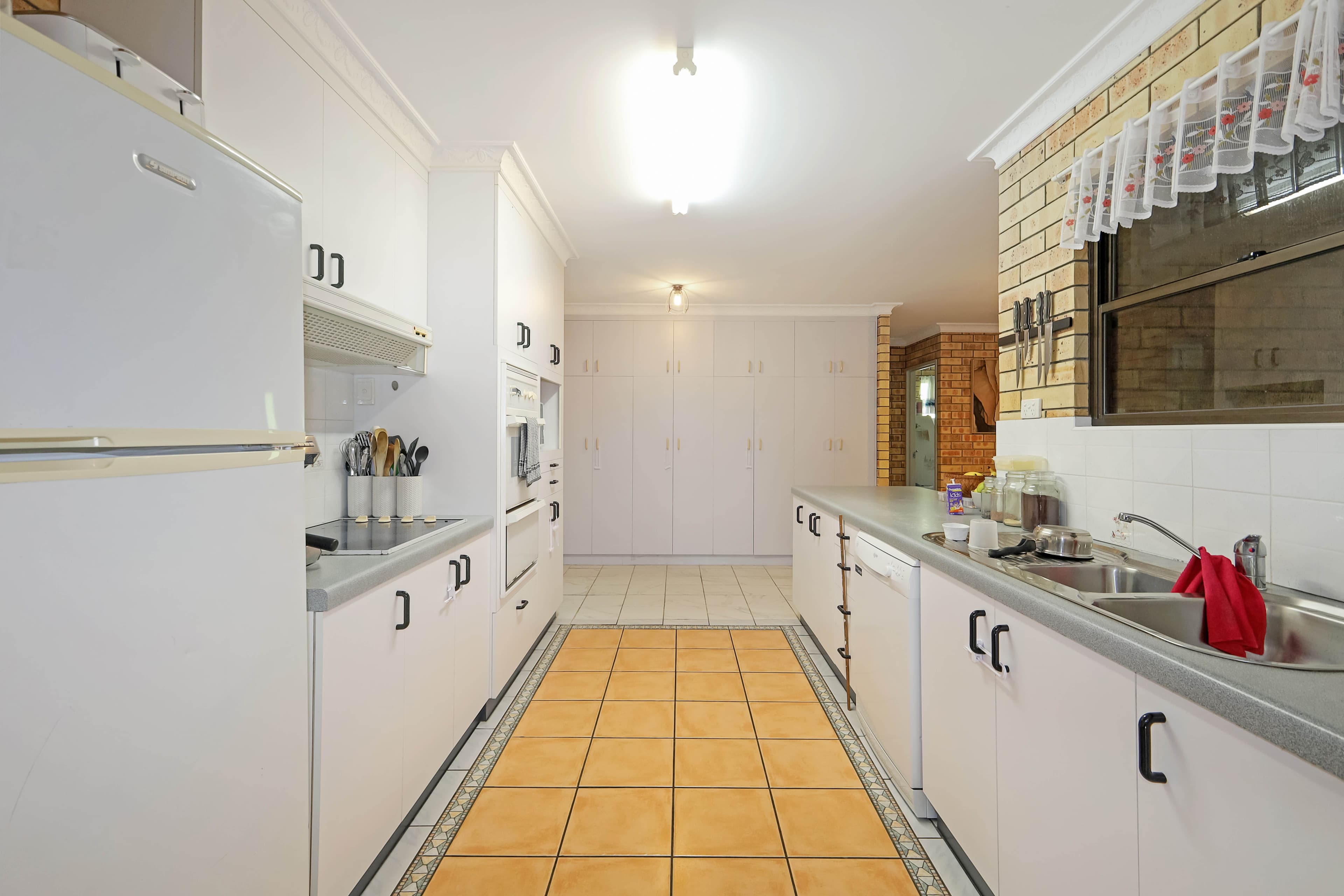 18 Elva Court, Glenella QLD 4740, Glenella - Thumbnail 7