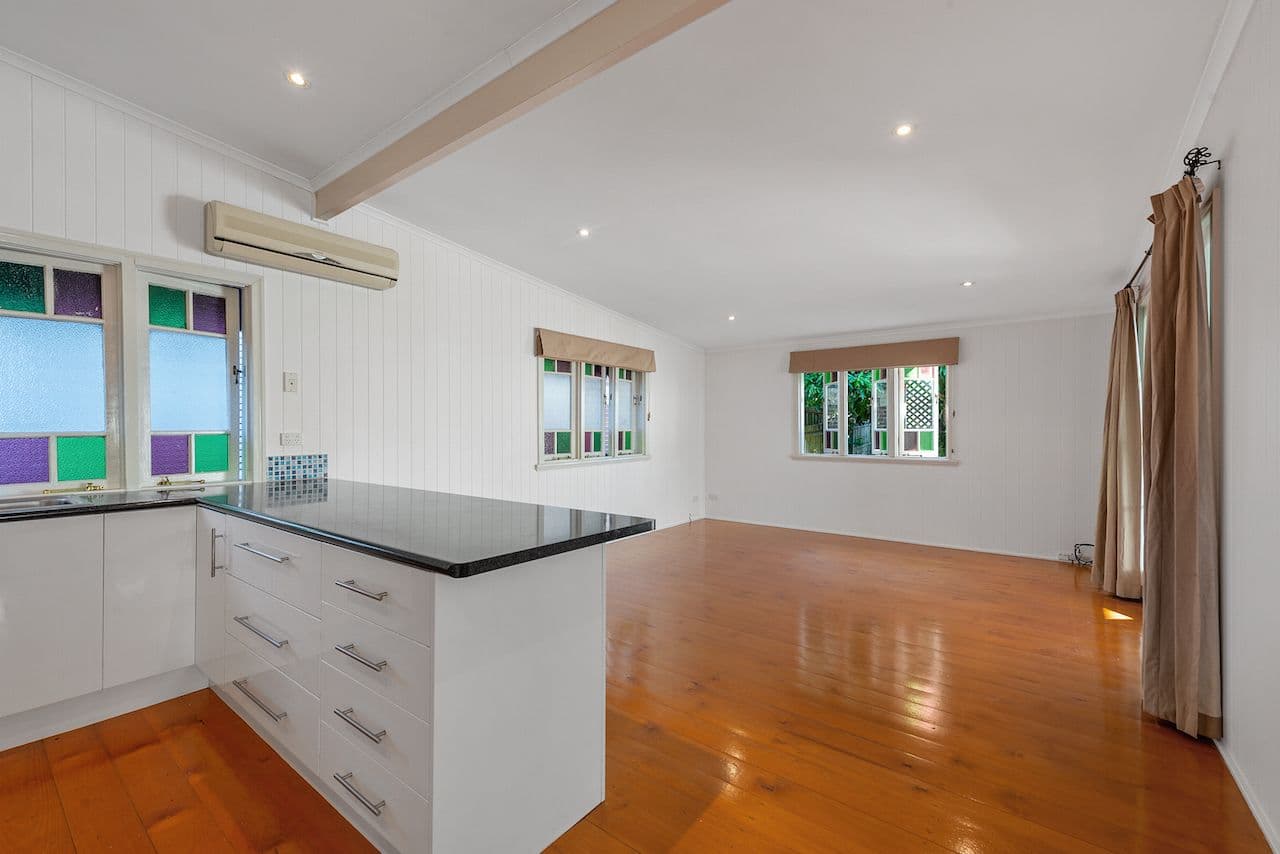 87 Alderley Avenue, Alderley QLD 4051, Alderley - Thumbnail 3
