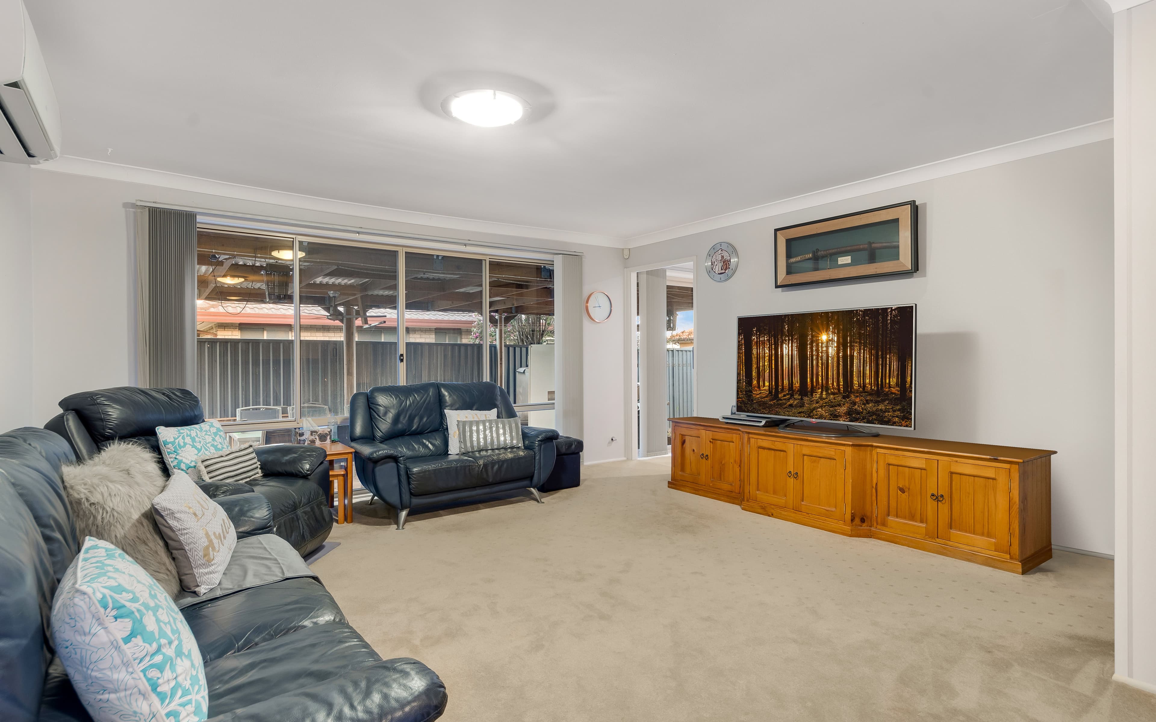 69 Henry Drive, Altona Meadows - Thumbnail 2