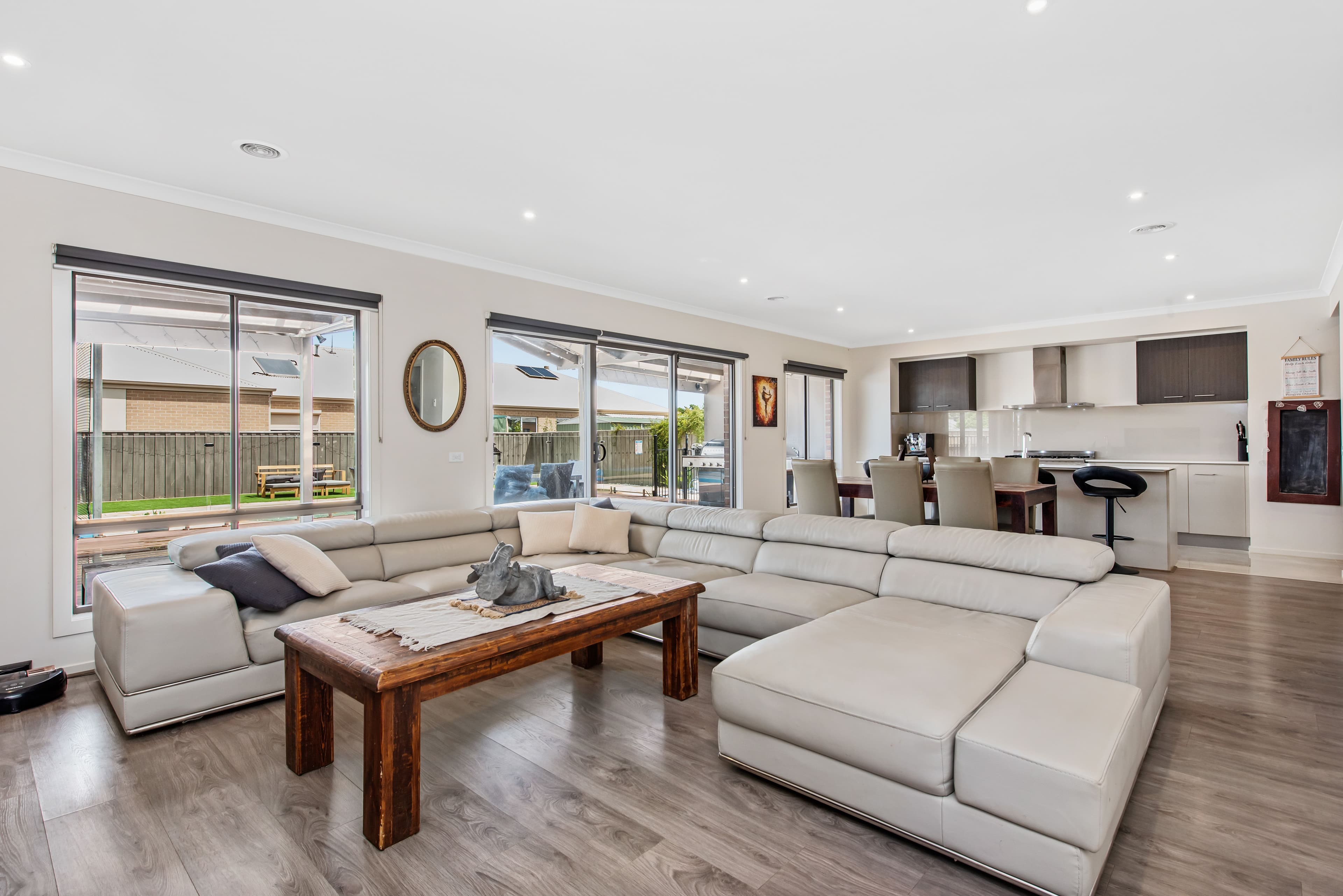 47 Mackellar Street, Pakenham VIC 3810, Pakenham - Thumbnail 2