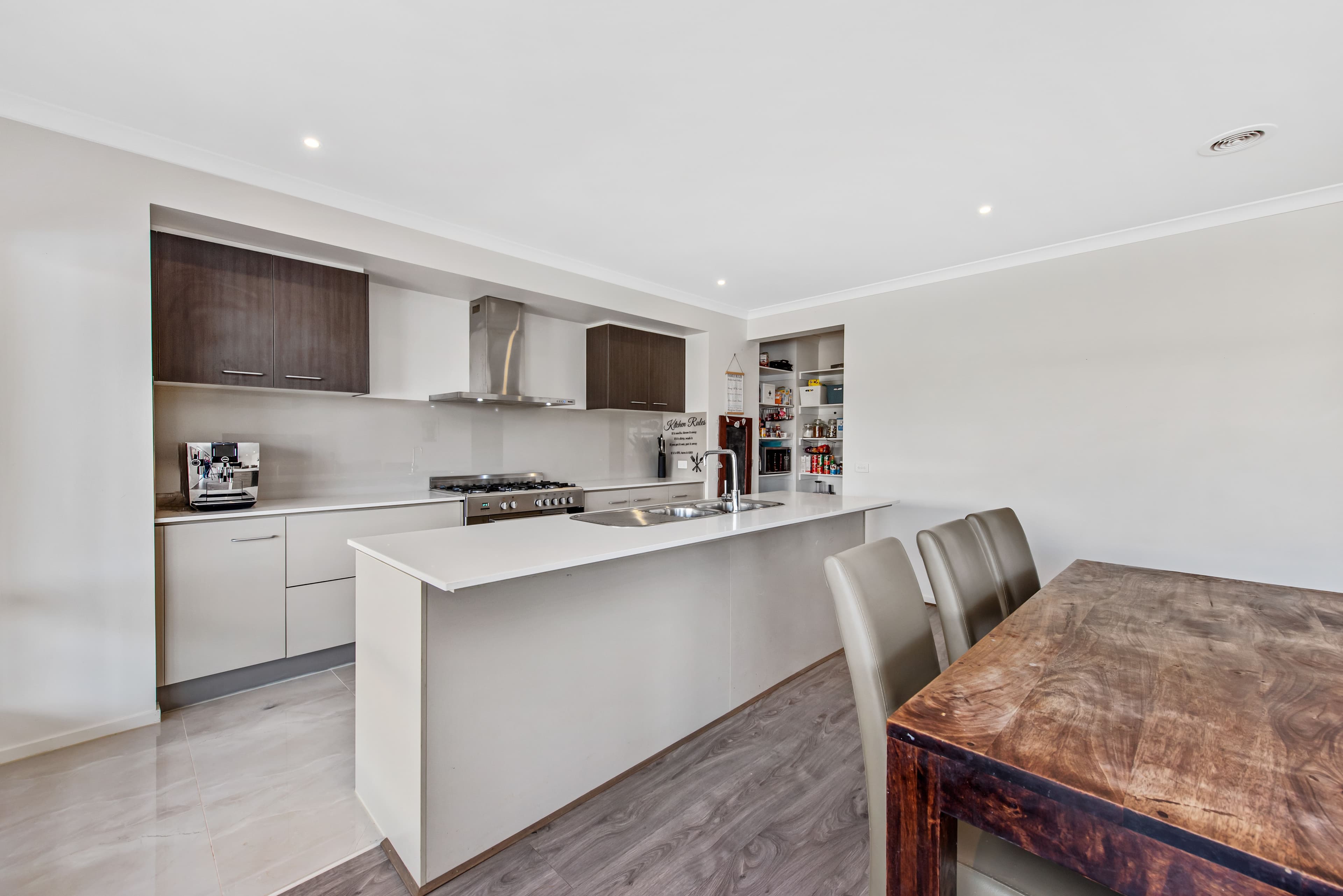 47 Mackellar Street, Pakenham VIC 3810, Pakenham - Thumbnail 4