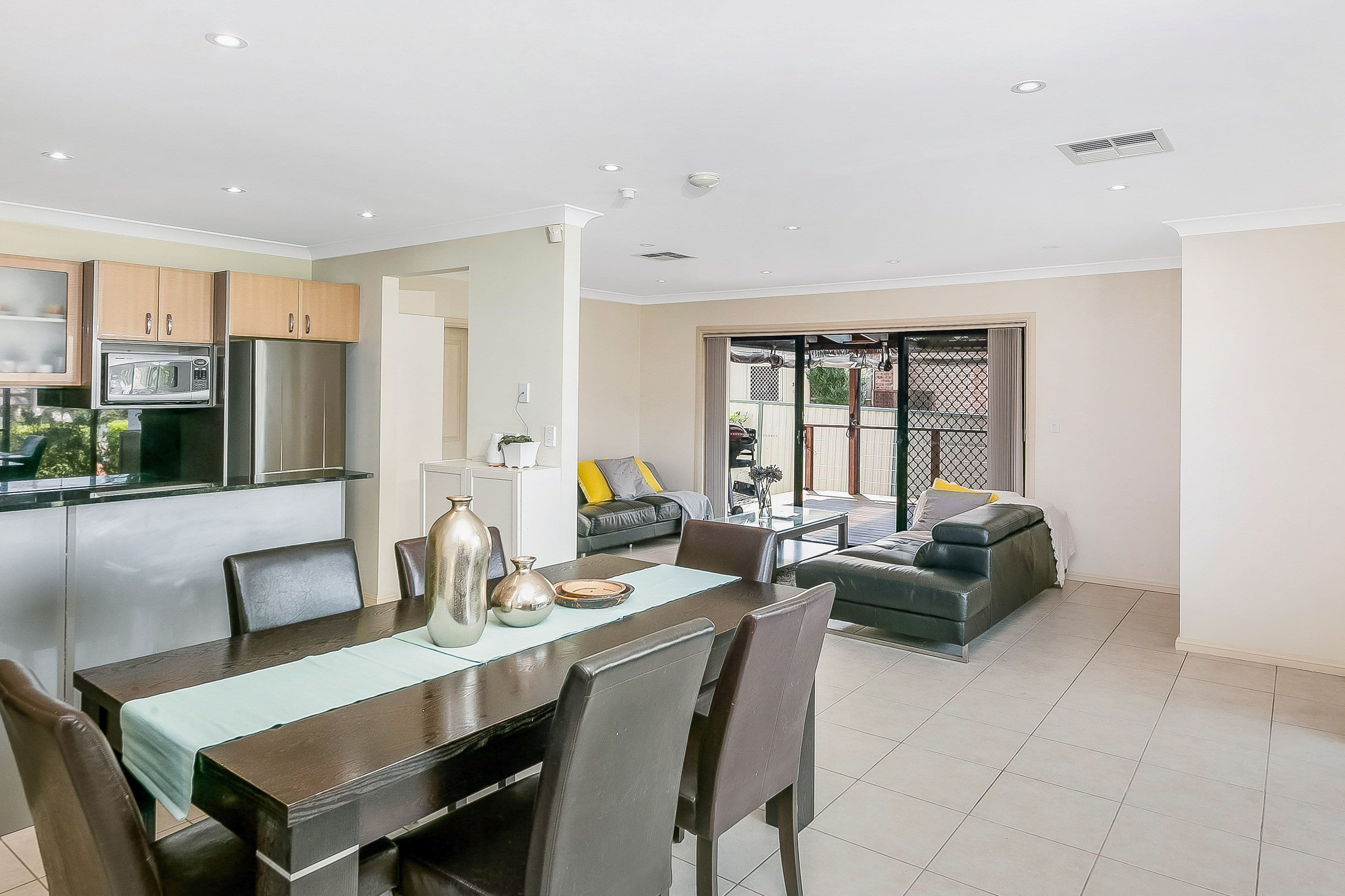 33 Hardy Avenue, Riverwood NSW 2210, Riverwood - Thumbnail 2