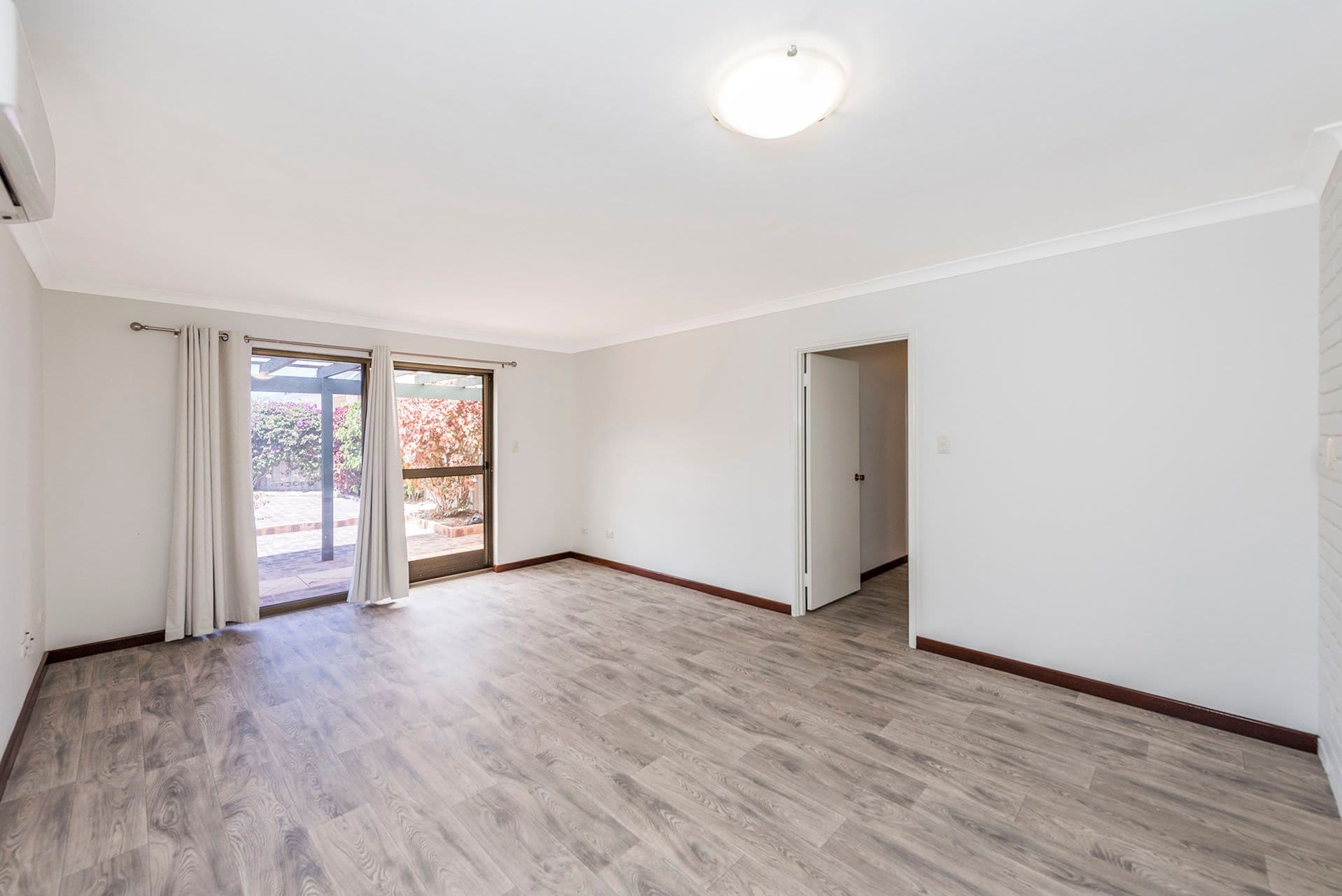 12 Seaforth Road, Shoalwater WA 6169, Shoalwater - Thumbnail 2