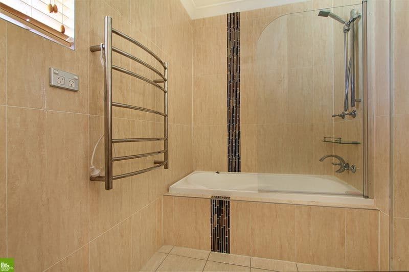 70 Mayfield Circuit, ALBION PARK NSW 2527, Albion Park - Thumbnail 6