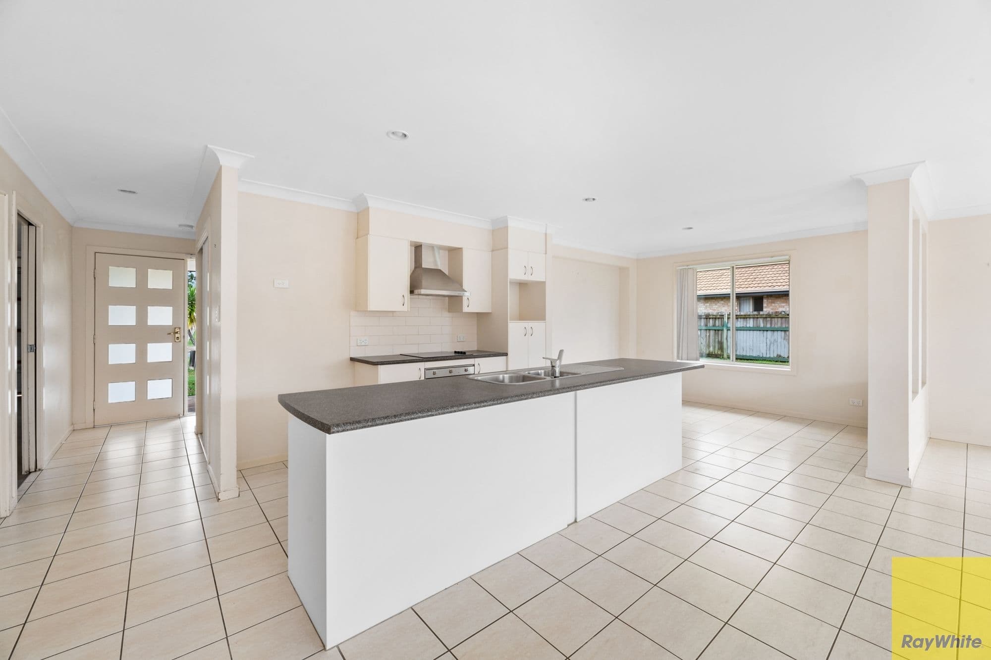 4 Wollemi Court, Morayfield QLD 4506, Morayfield - Thumbnail 4