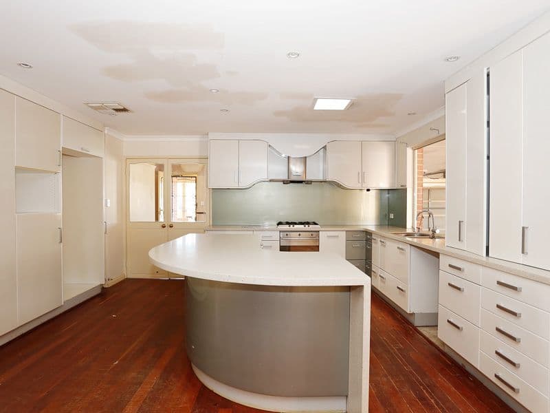 8 Lancaster Place, MADDINGTON WA 6109, Maddington - Image 1