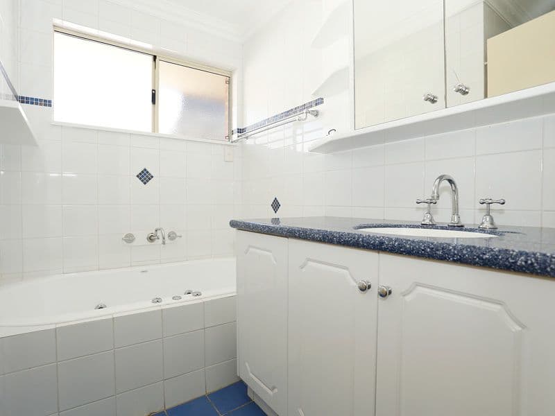 8 Lancaster Place, MADDINGTON WA 6109, Maddington - Thumbnail 3