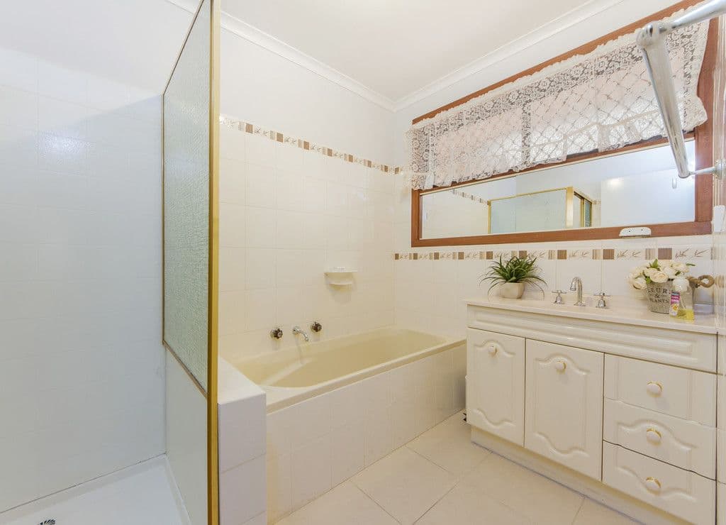 15 Swansea Parade, St Albans VIC 3021, St Albans - Thumbnail 8
