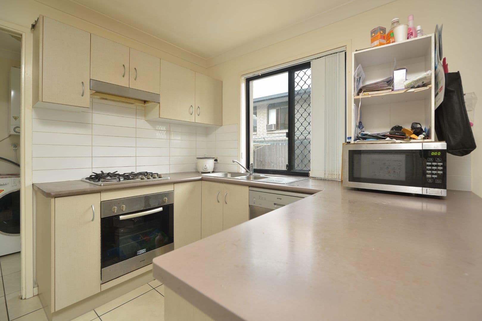 21 Roberts Street, South Gladstone QLD 4680, South Gladstone - Thumbnail 3