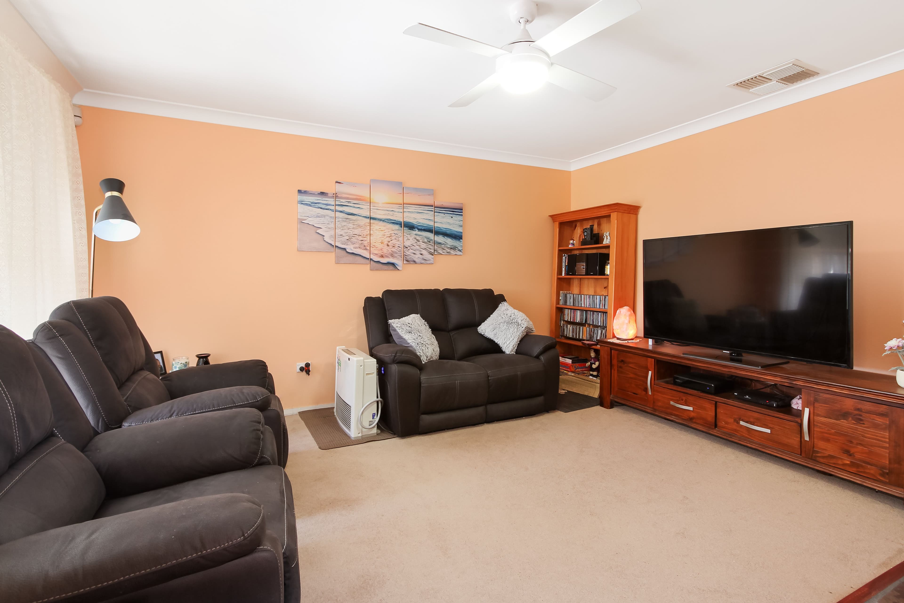 21 Orley Drive, Tamworth NSW 2340, Tamworth - Thumbnail 2