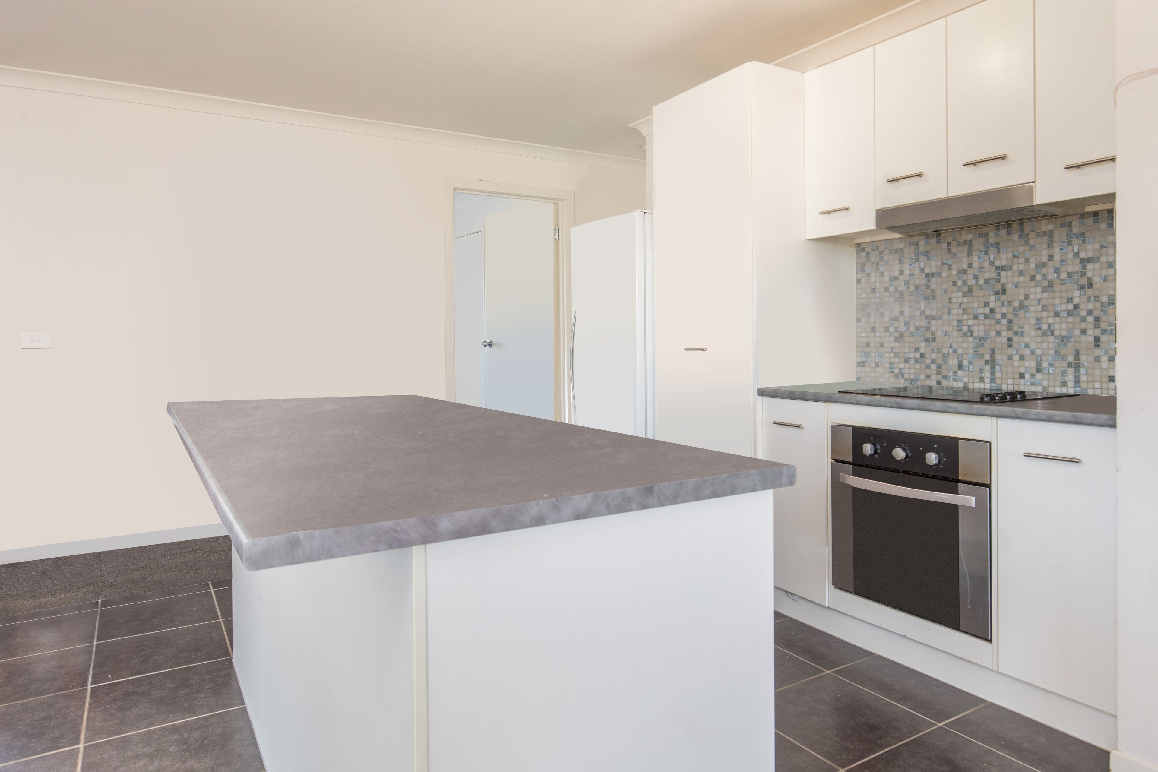 9 Reisling Court, Mildura VIC 3500, Mildura - Thumbnail 2