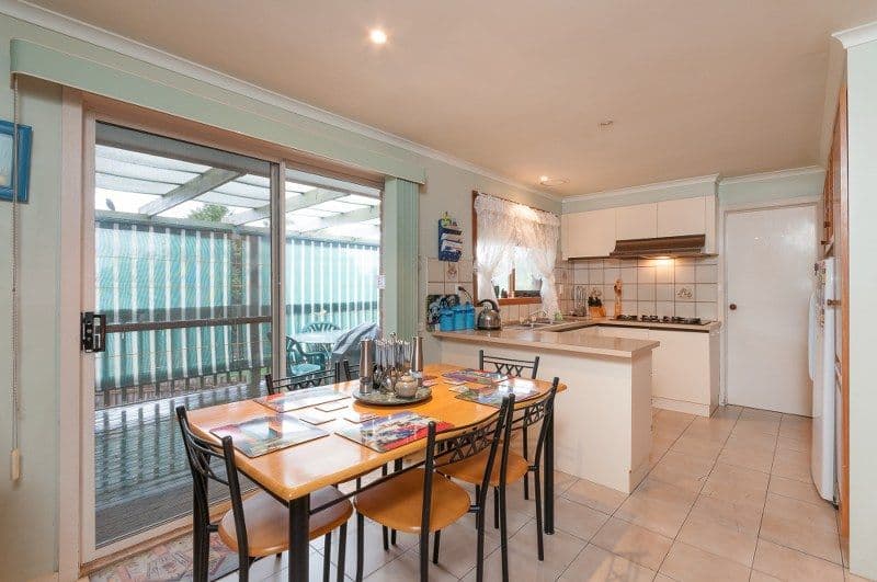 24 Axminster Drive, CRAIGIEBURN VIC 3064, Craigieburn - Thumbnail 3