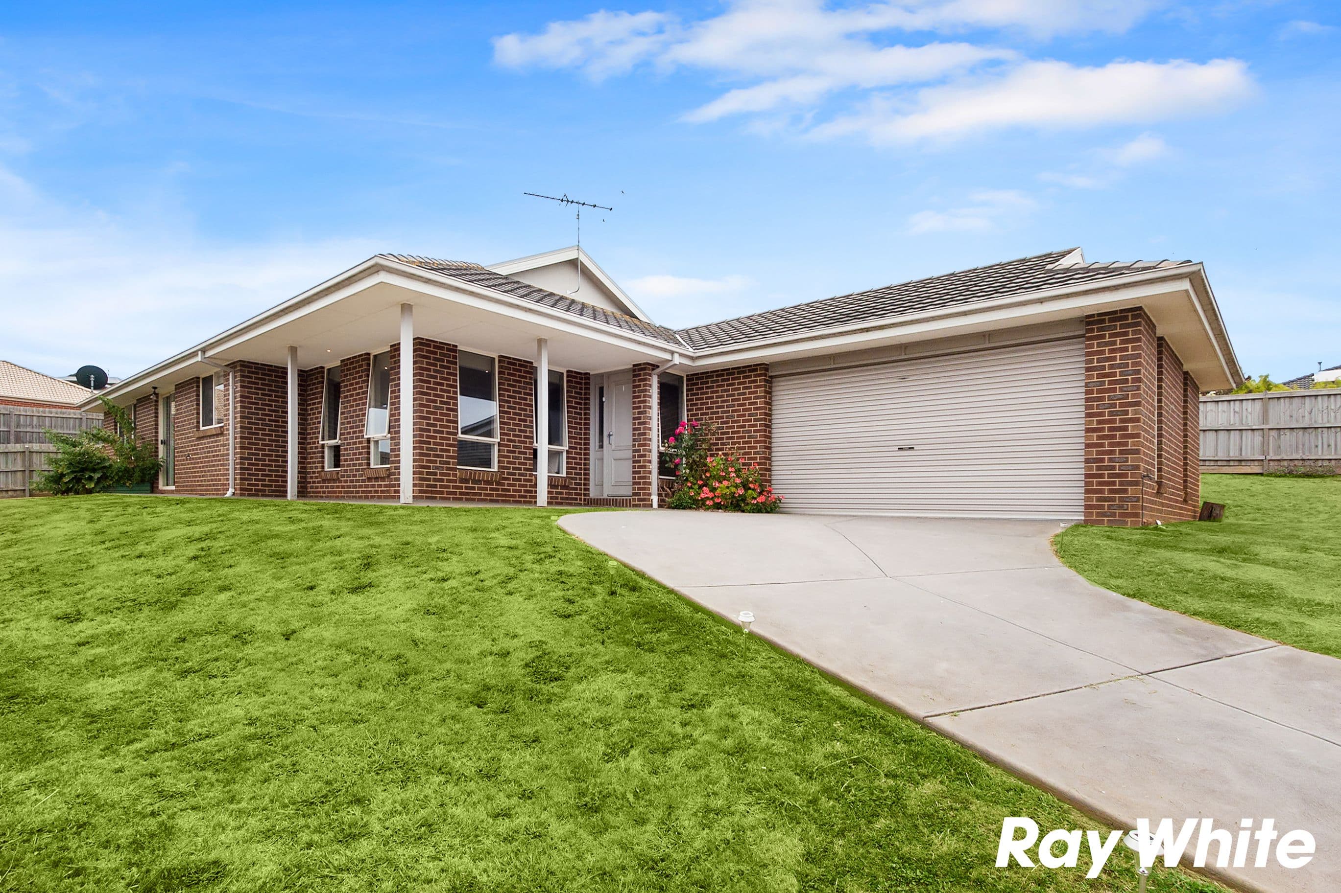 48 Dawson Drive, Warragul VIC 3820, Warragul - Image 1