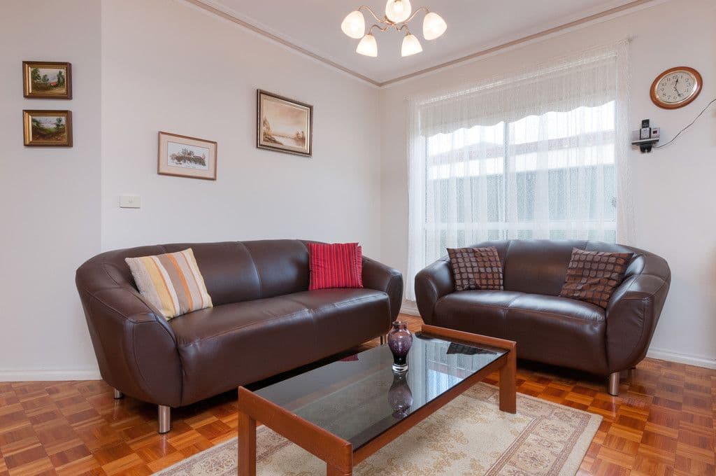 18 Northampton Crescent, Caroline Springs VIC 3023, Caroline Springs - Thumbnail 6