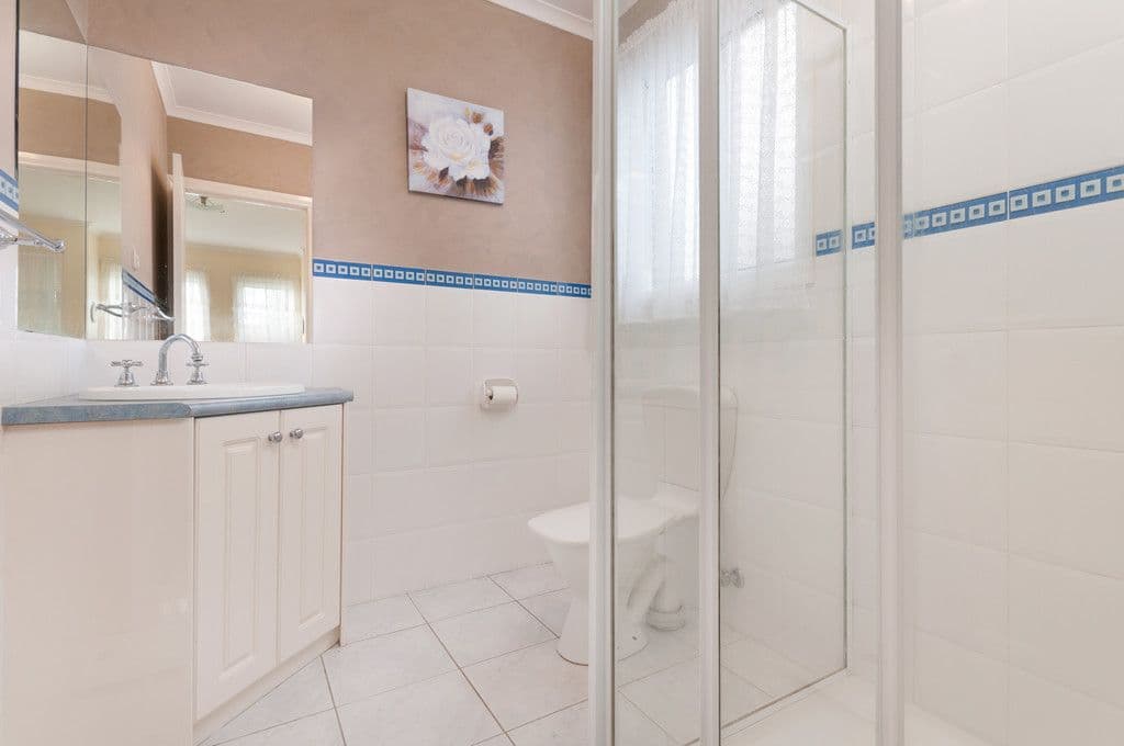18 Northampton Crescent, Caroline Springs VIC 3023, Caroline Springs - Thumbnail 8