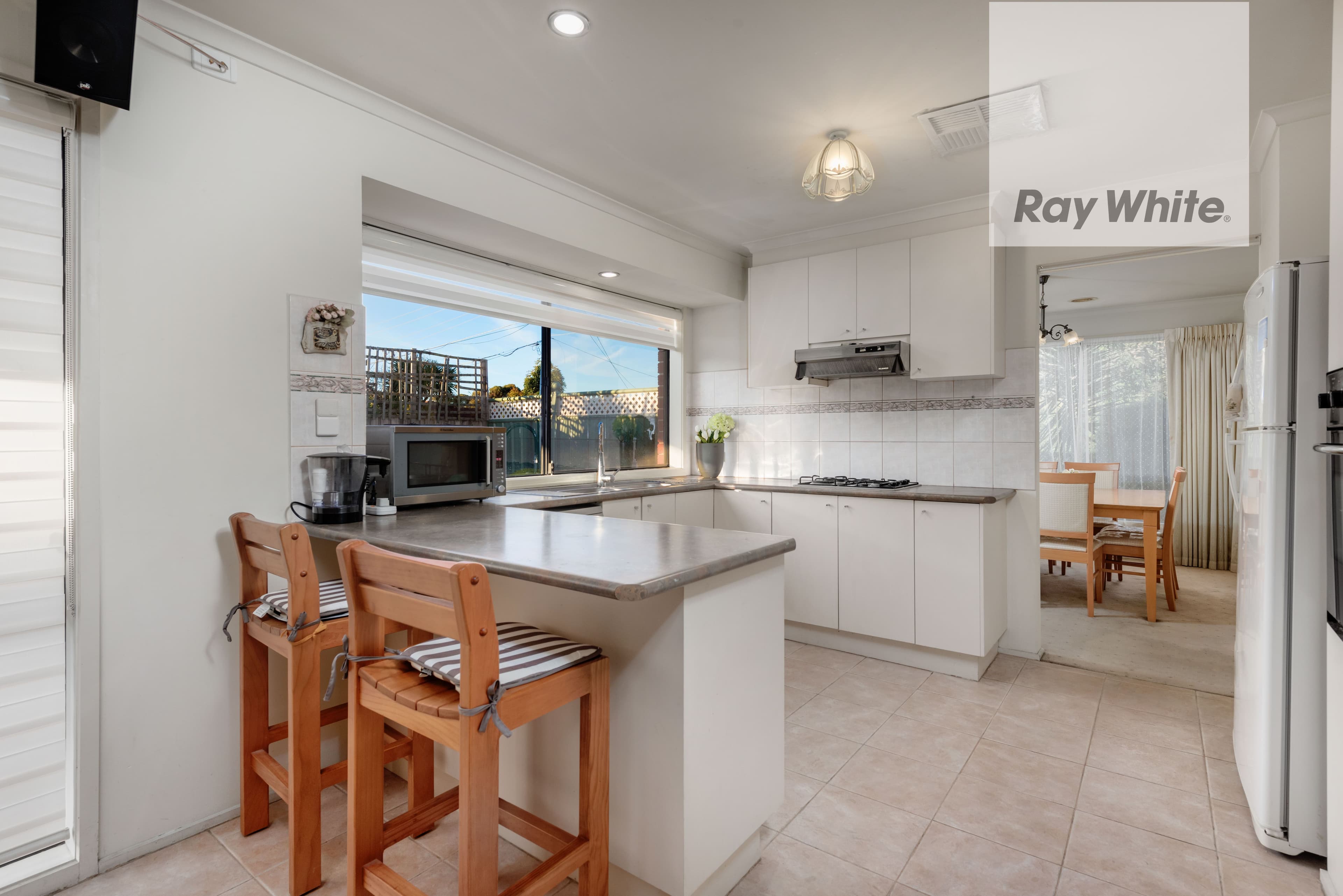 13 Nutwood Street, Reservoir VIC 3073, Reservoir - Thumbnail 4