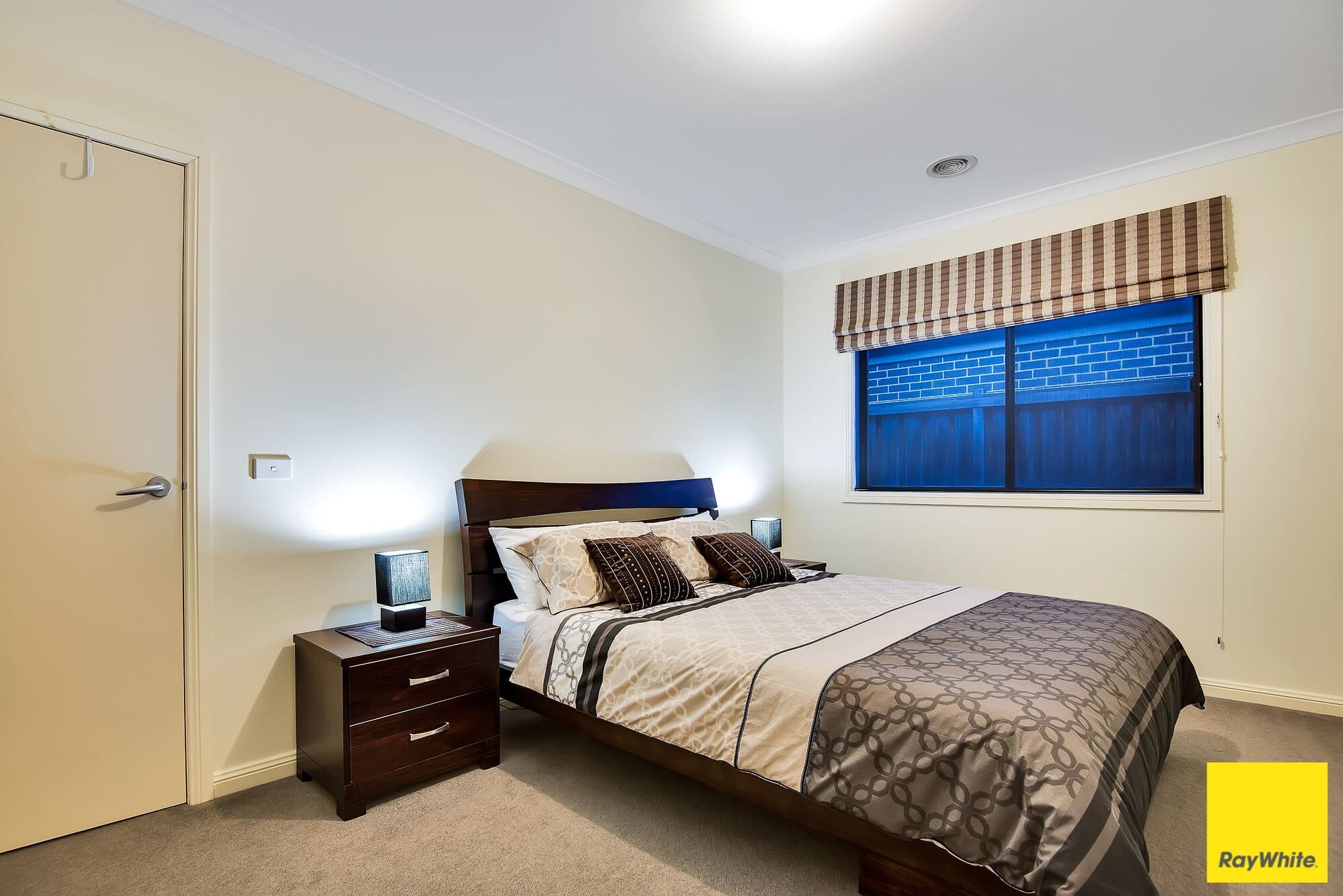 30 Hibiscus Crescent, Point Cook VIC 3030, Point Cook - Thumbnail 4