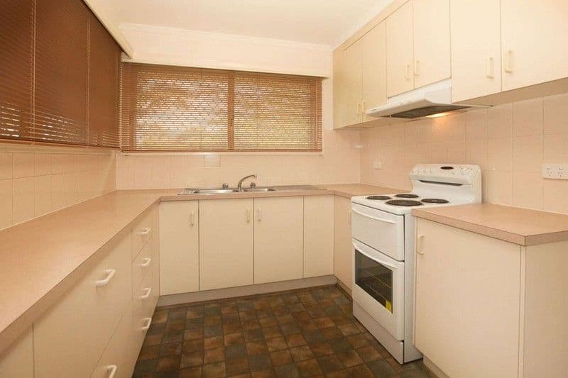 37 Blaxland Crescent, VINCENT QLD 4814, Vincent - Thumbnail 4