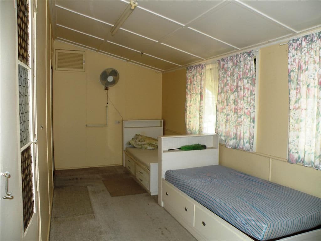 106 Edington Street, BERSERKER QLD 4701, Berserker - Thumbnail 4