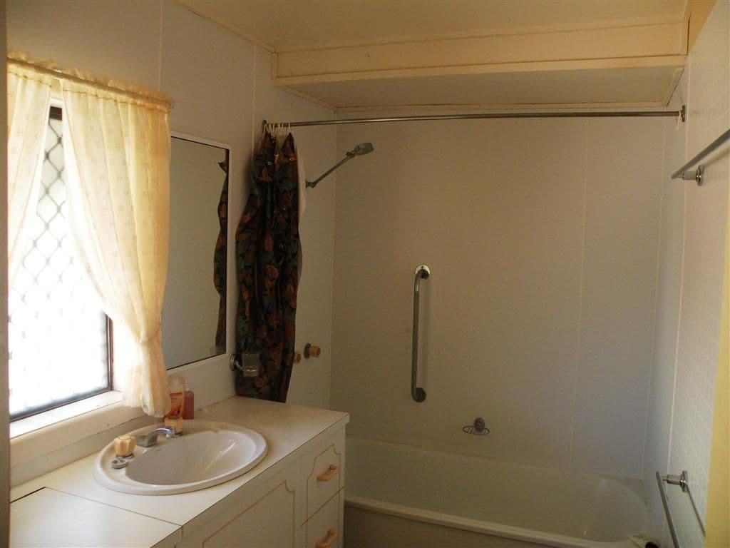 106 Edington Street, BERSERKER QLD 4701, Berserker - Thumbnail 5