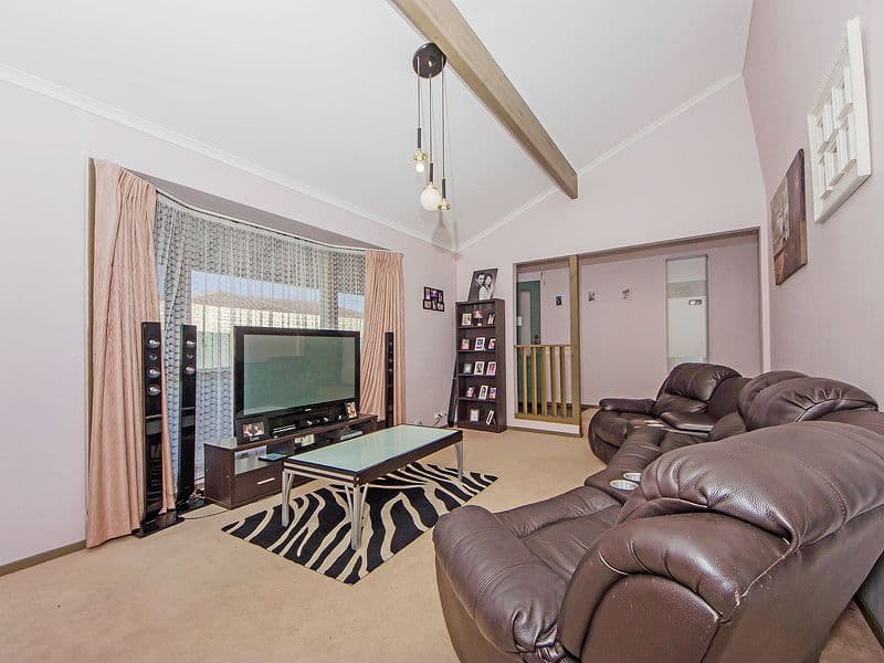 21 ILUKA Drive, Werribee VIC 3030, Werribee - Thumbnail 4