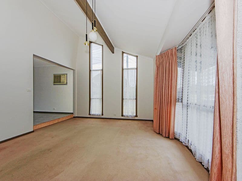 21 ILUKA Drive, Werribee VIC 3030, Werribee - Thumbnail 5