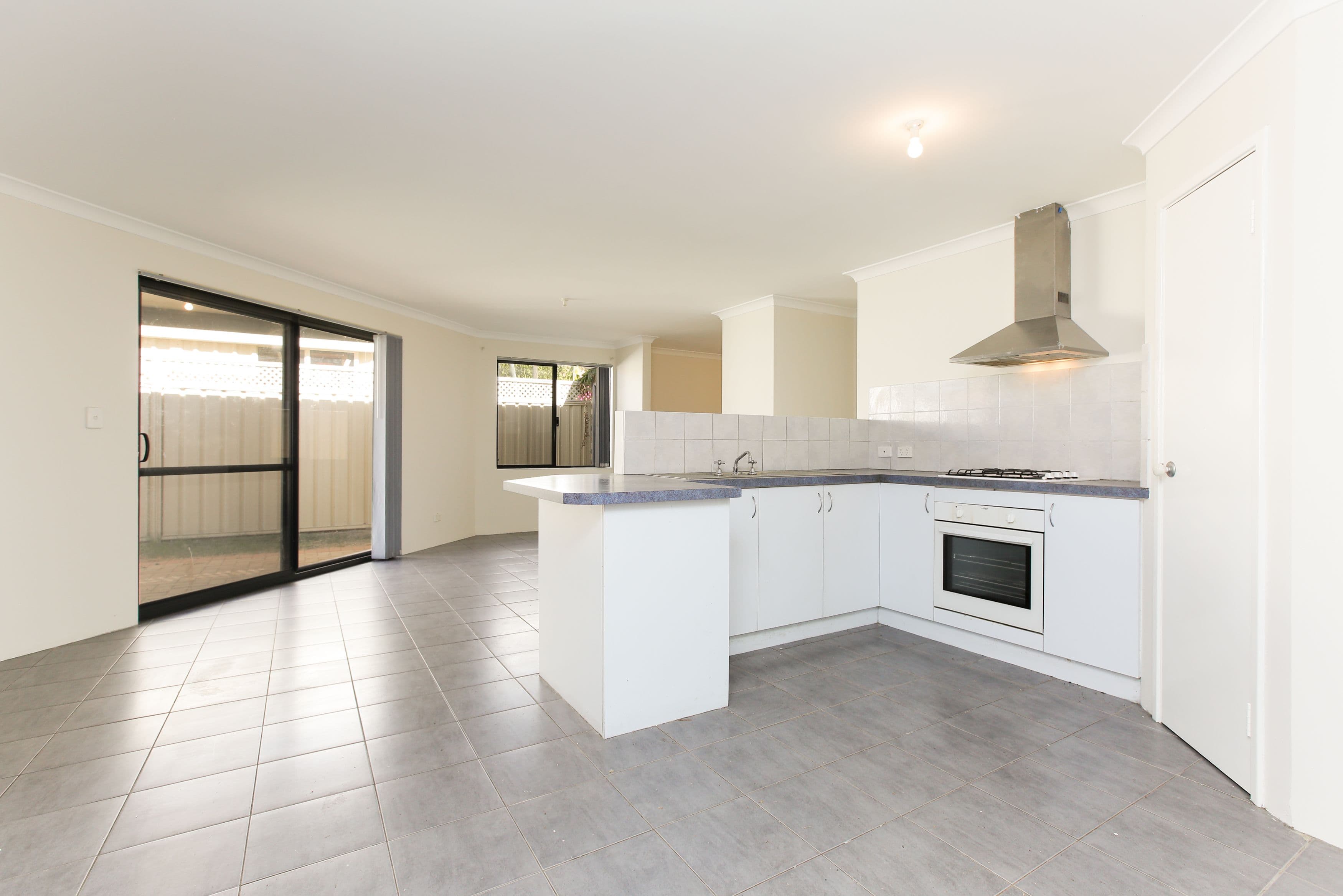 53a Hartfield Street, Queens Park WA 6107, Queens Park - Thumbnail 3