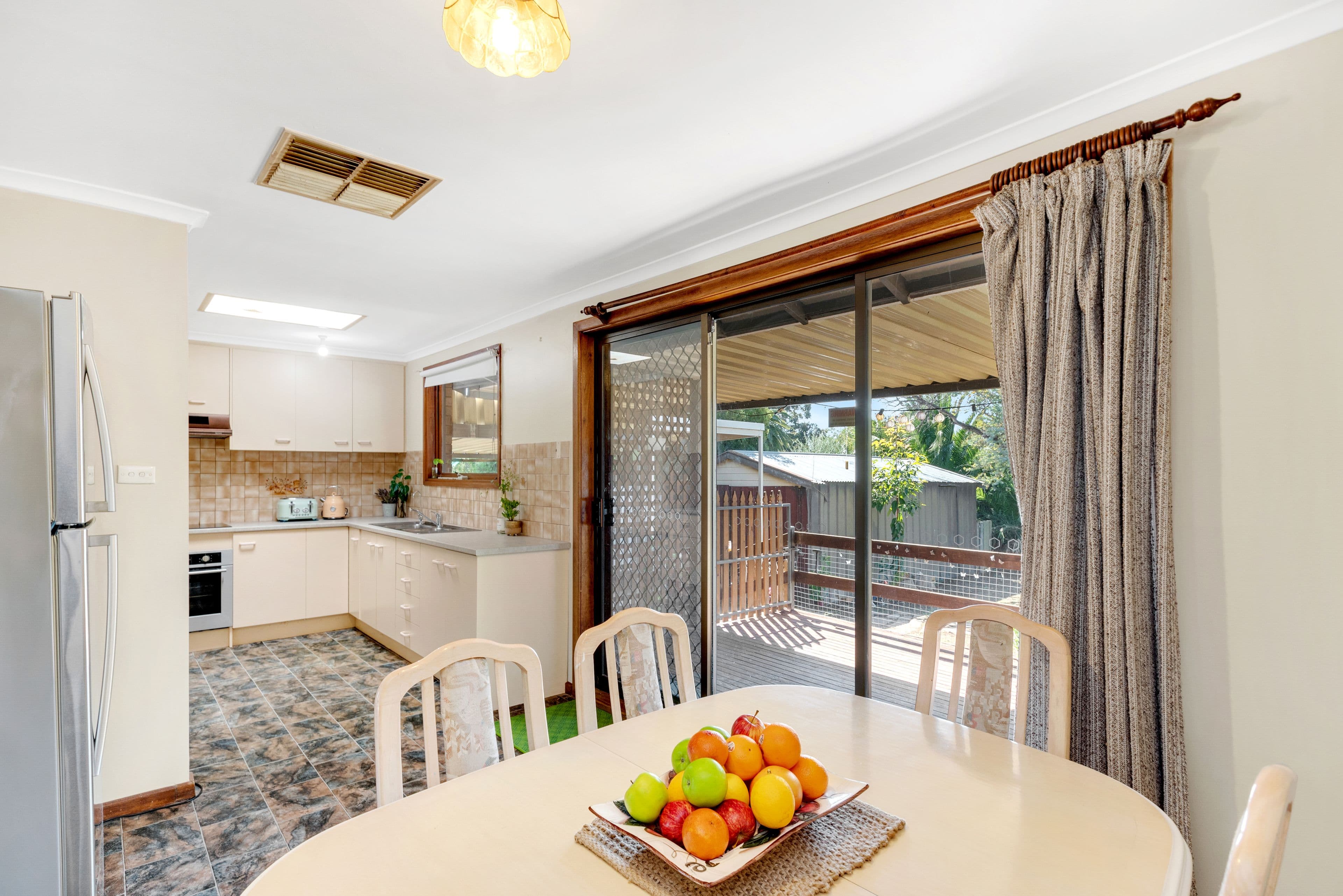 24 Conmurra Court, Craigmore SA 5114, Craigmore - Thumbnail 6