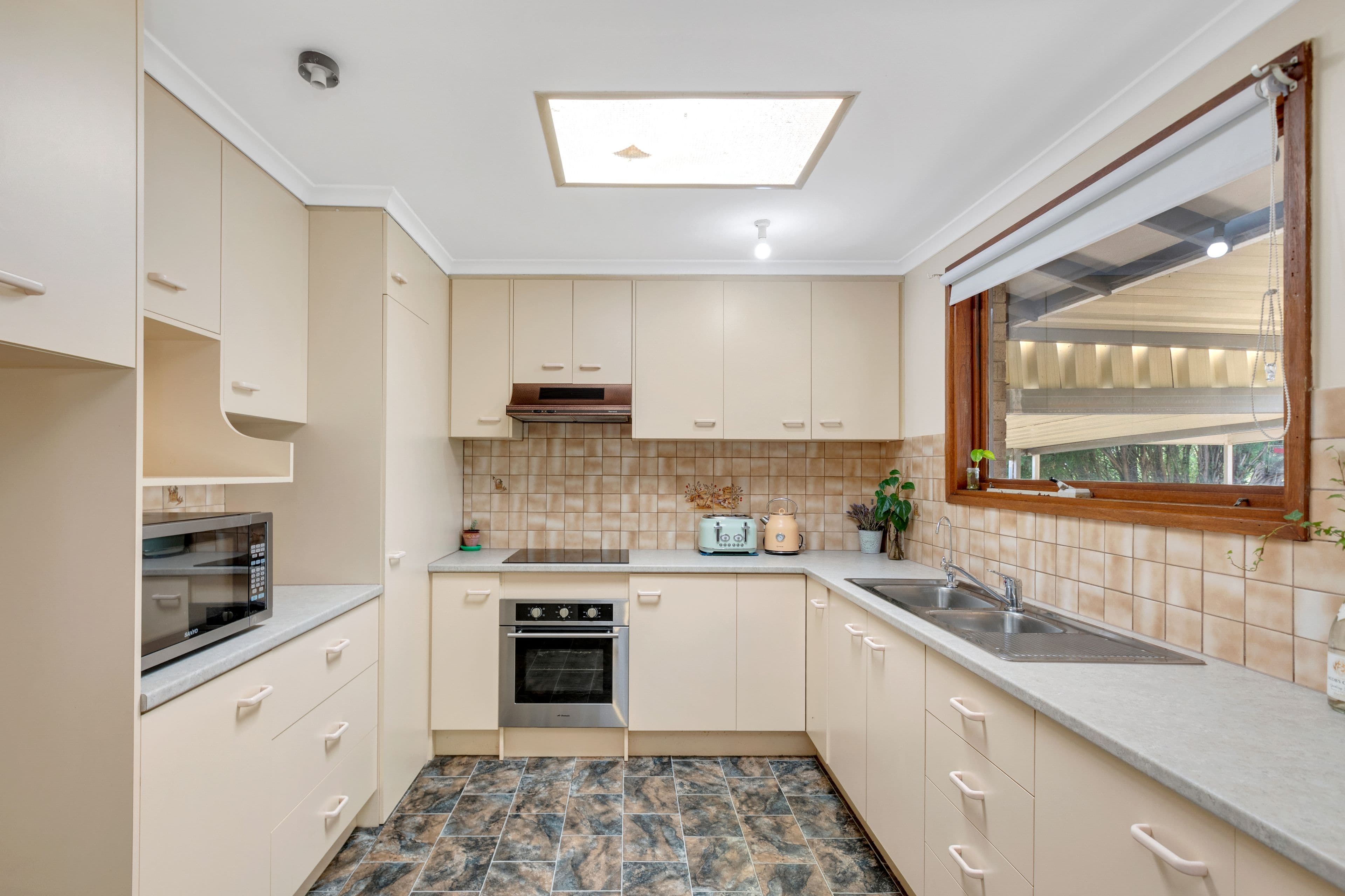 24 Conmurra Court, Craigmore SA 5114, Craigmore - Thumbnail 7