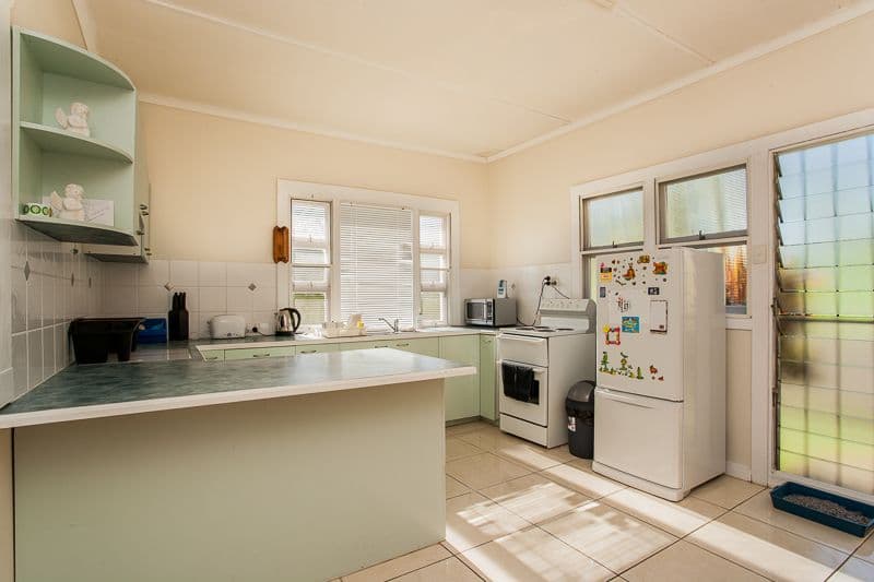 57 Michel Road, SCARBOROUGH QLD 4020, Scarborough - Thumbnail 2