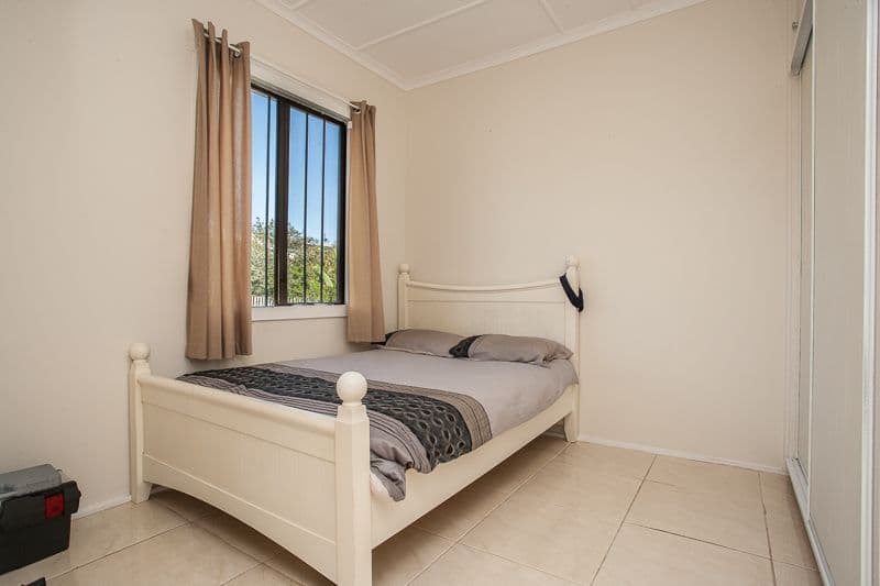 57 Michel Road, SCARBOROUGH QLD 4020, Scarborough - Thumbnail 5