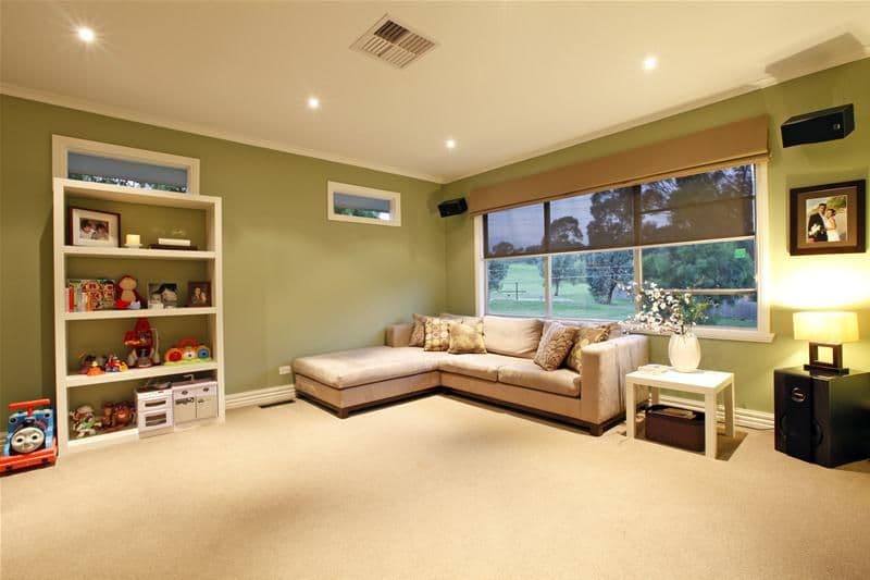 9 Gabonia Avenue, WATSONIA VIC 3087, Watsonia - Thumbnail 3