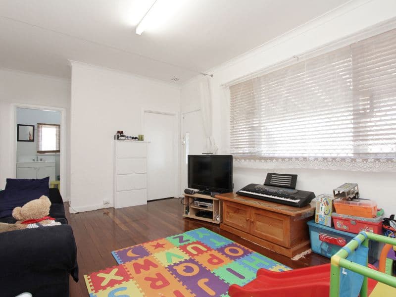 147 Knutsford Avenue, RIVERVALE WA 6103, Rivervale - Thumbnail 7