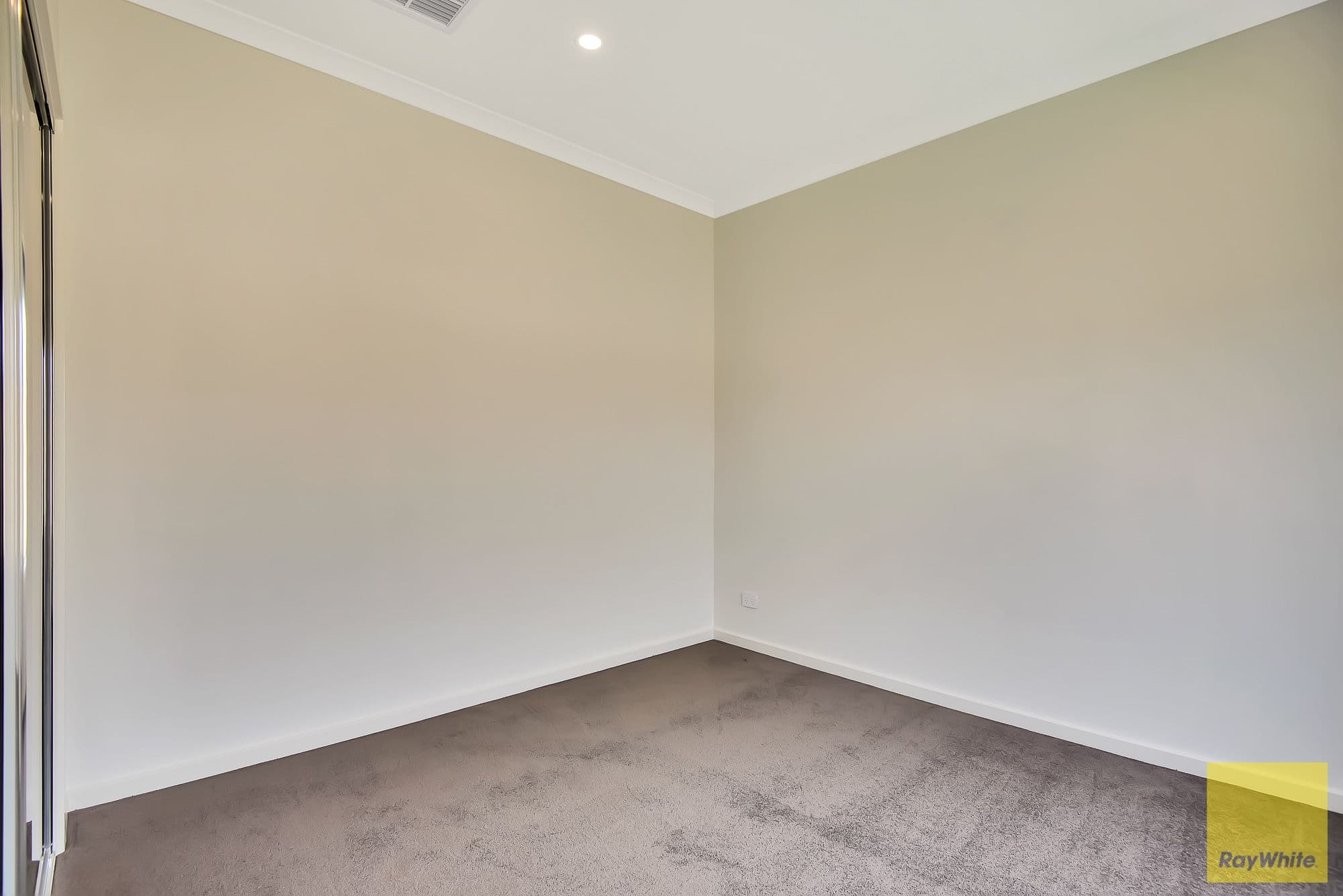 90 Horsley Street, THORNHILL PARK VIC 3335, Thornhill Park - Thumbnail 4