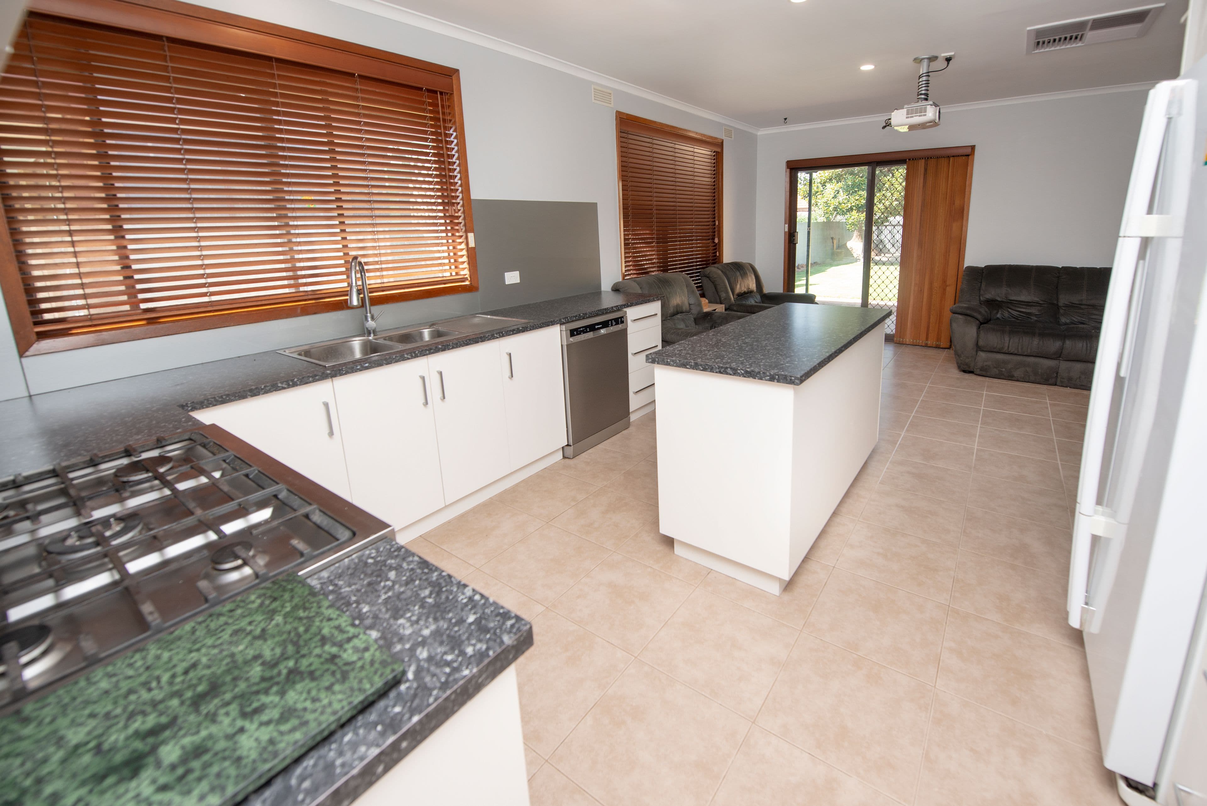 67 Pye Street, Swan Hill VIC 3585, Swan Hill - Thumbnail 5