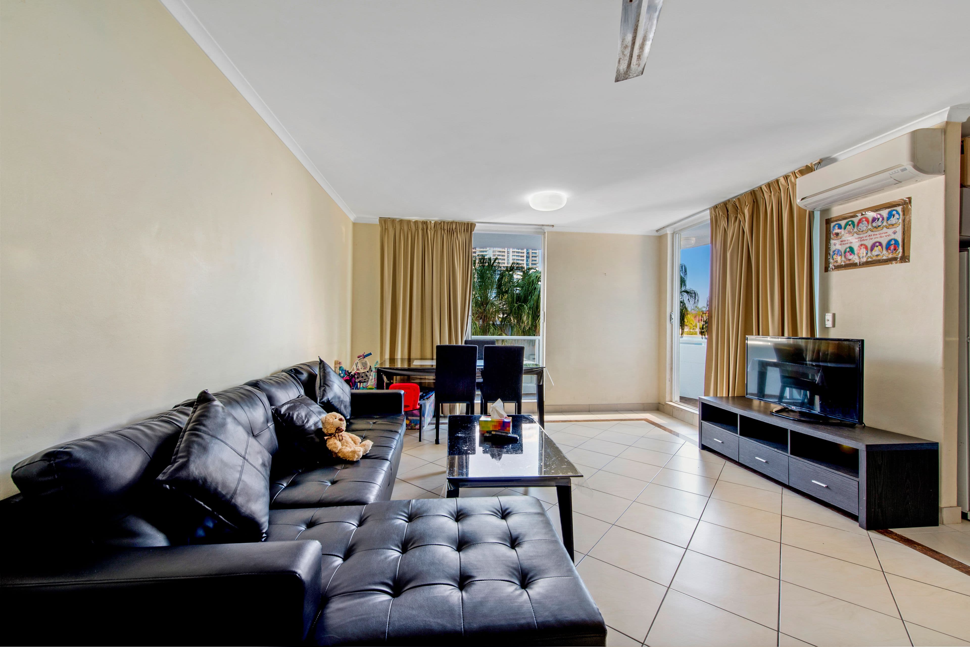 4 Clifford Street, Surfers Paradise QLD 4217, Surfers Paradise - Thumbnail 2