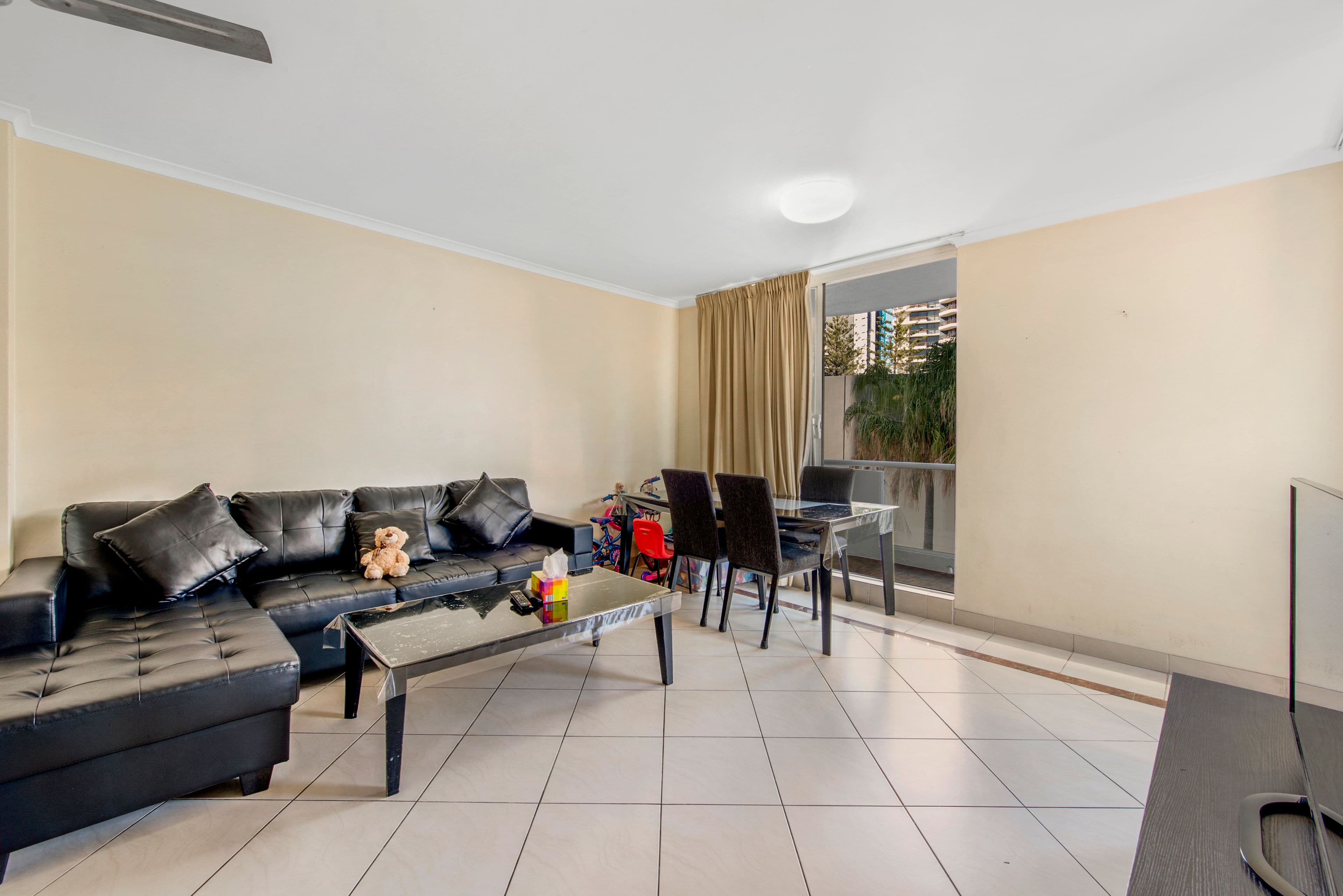 4 Clifford Street, Surfers Paradise QLD 4217, Surfers Paradise - Thumbnail 3