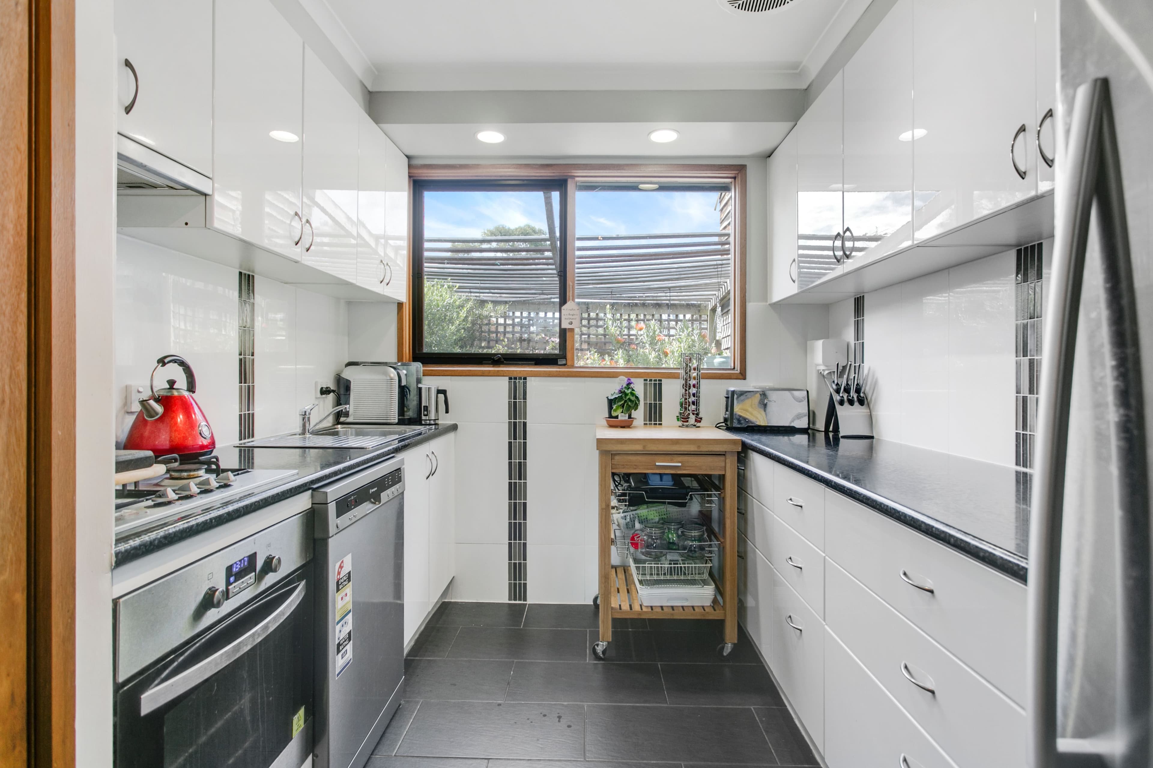 184 Heatherhill Road, Frankston VIC 3199, Frankston - Thumbnail 2