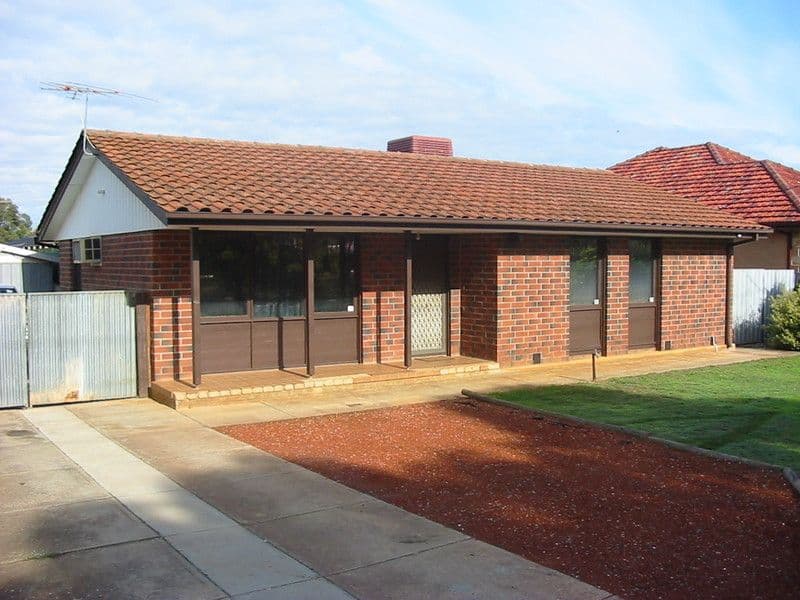 4/51 Landsborough Avenue, Scarborough, Scarborough - Image 1