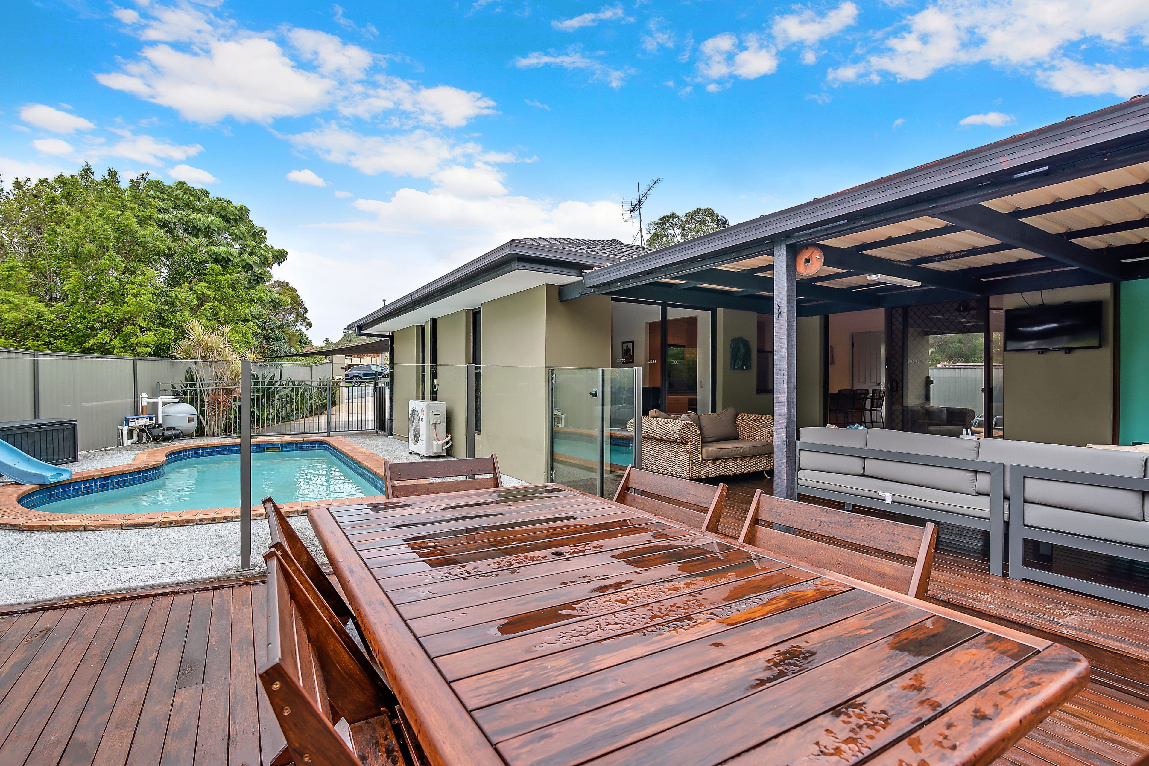 4 Eamonn Court, Highland Park QLD 4211, Highland Park - Thumbnail 2